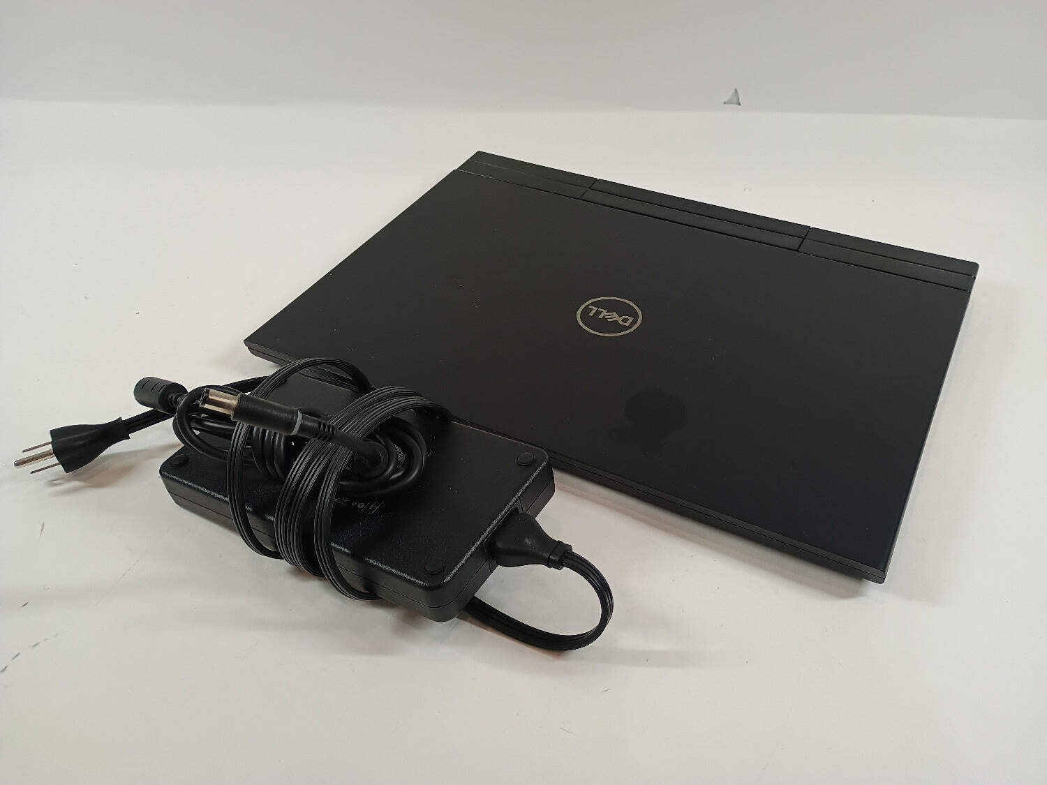 Dell G7 7700 17.3″ i7-10750H 2.6GHz 16GB RAM 256GB SSD GeForce GTX 1660 Ti