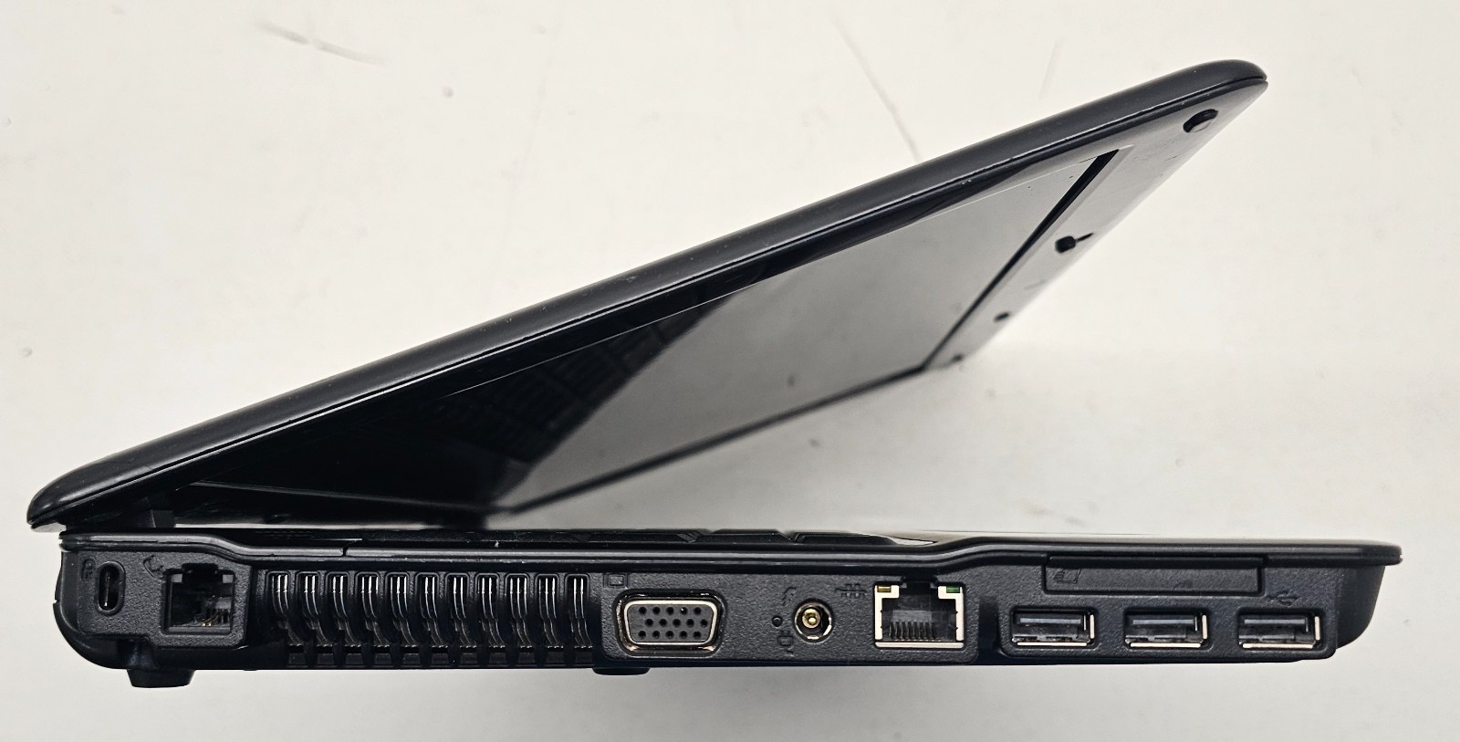 HP Compaq 515 Laptop AMD Athlon X2 Dual Core QL-66 2GB Ram No HD/OS (FL)