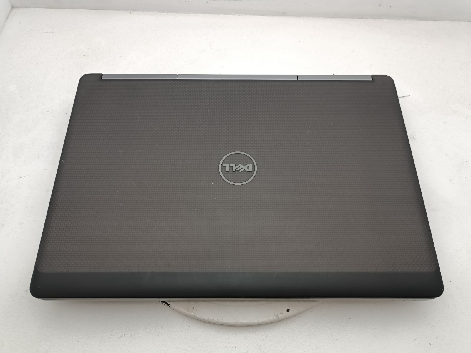 Dell Precision 7510 15″ Laptop Core i7-6820HQ @ 2.7GHz 32GB AMD Radeon Read #91