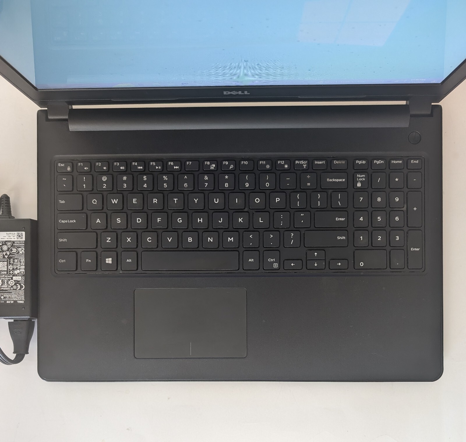 DELL INSPIRON 15-3567 CORE i3-7130U 500GB SSD 16GB RAM Win 10 DVD Laptop