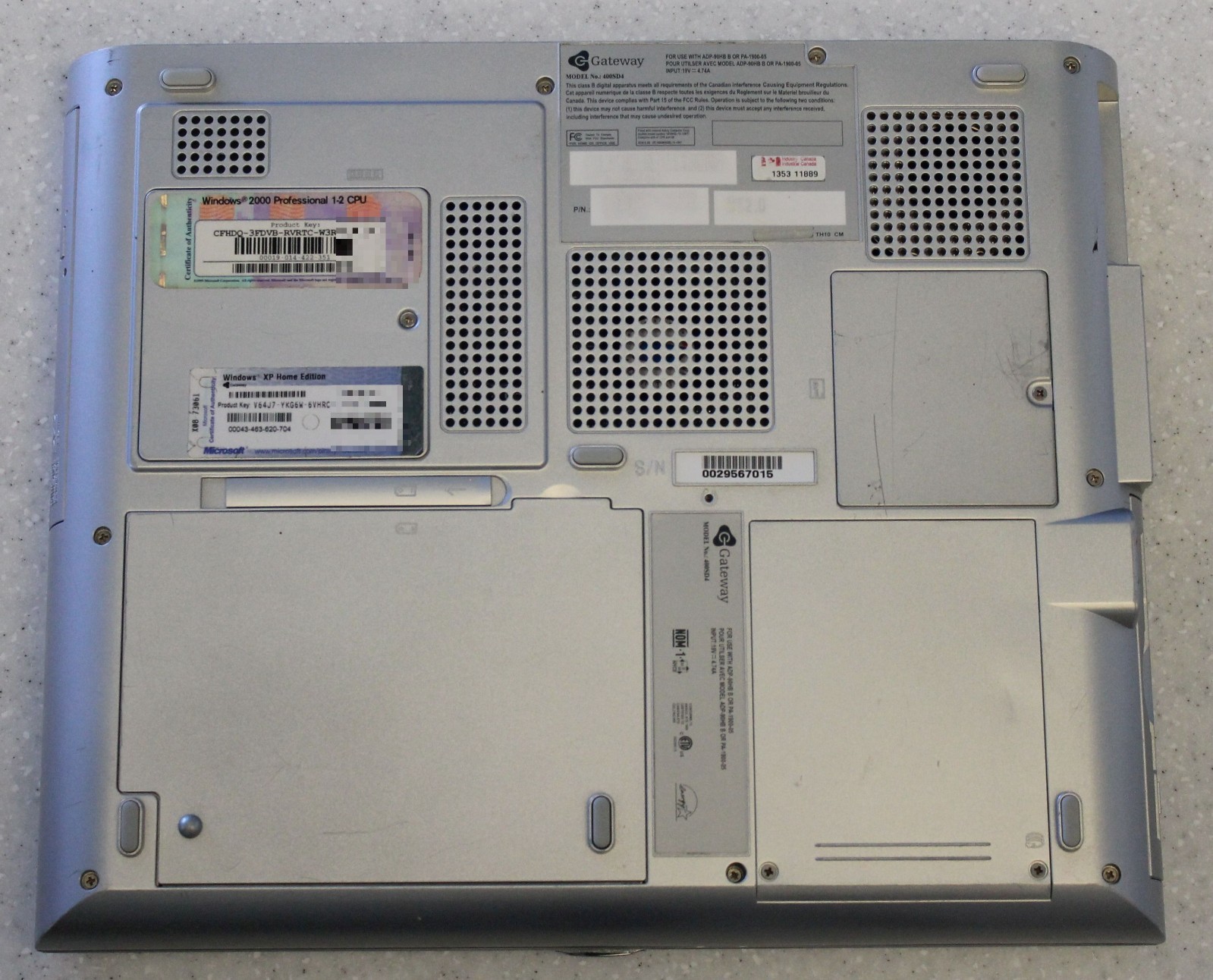 Gateway Windows 2000 Laptop,40GB HD, 512MB RAM,CDRW/DVD,Charge,Restore CDs,Book
