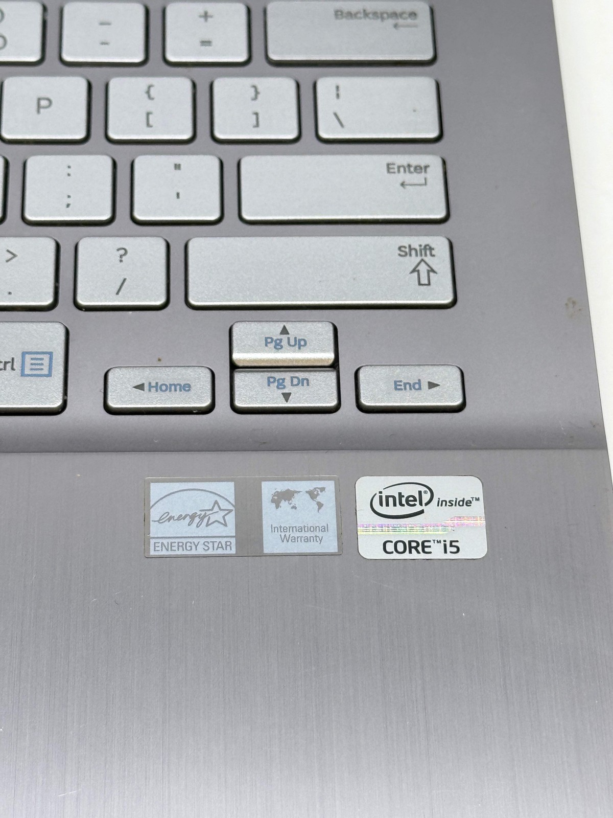 Samsung Laptop NP740U3E 13.3″ Core i5-3337U 4GB RAM 128GB SSD – Read!