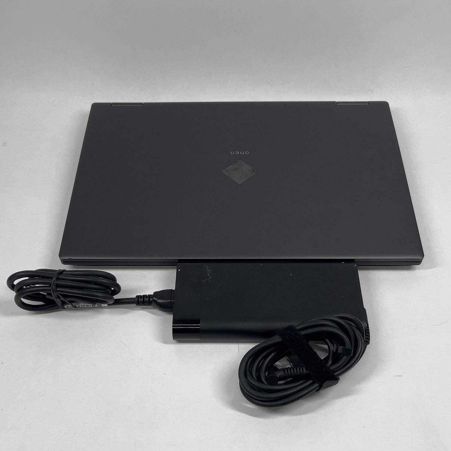HP Omen 16Z-N000 16″ Ryzen 9 6900HX 3.3GHz 32GB RAM 1TB SSD AMD Radeon RX 6650M