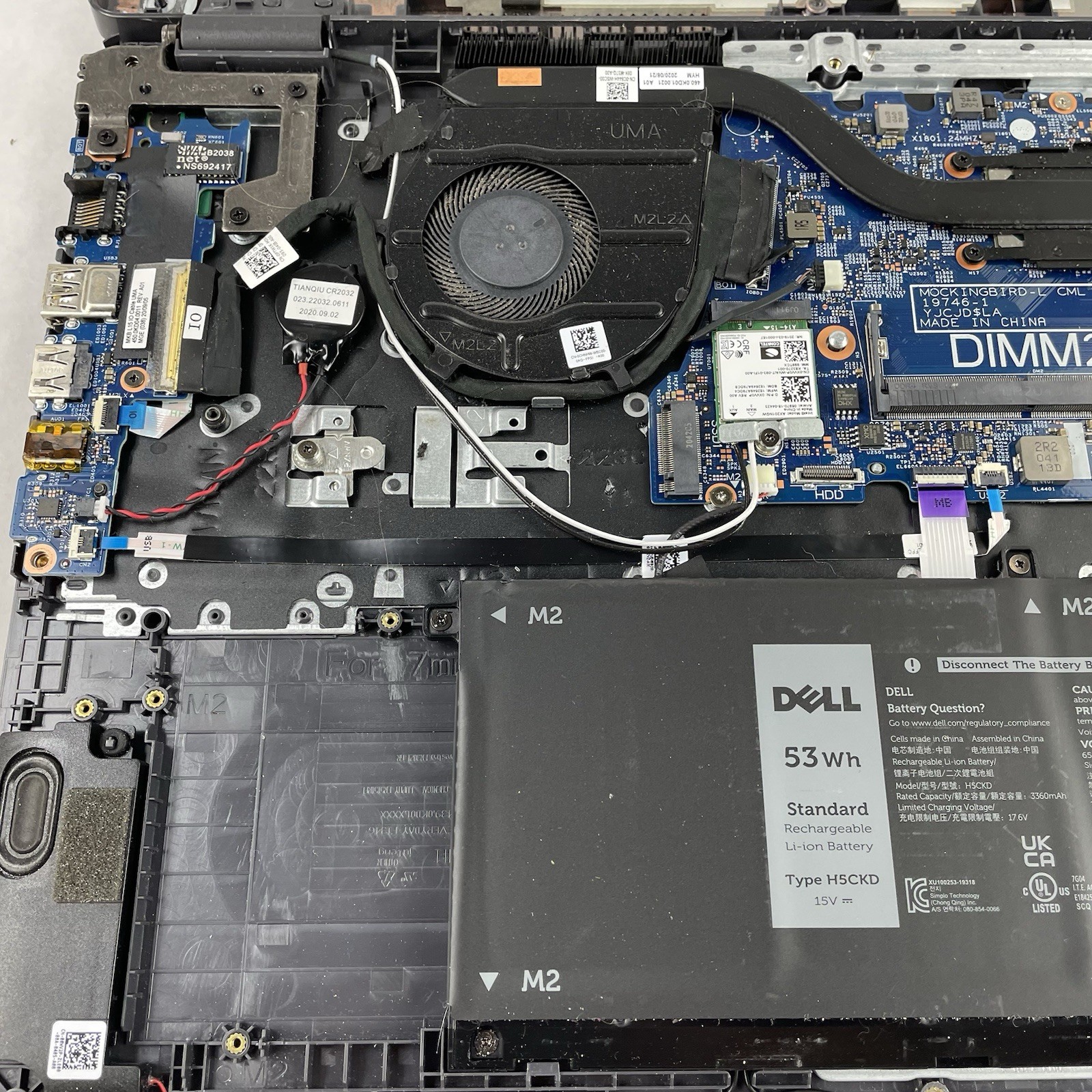 Dell Latitude 3510 15.6″ i5-10210U 1.60 GHz 8 GB RAM No SSD/OS/AC – Bad Edge