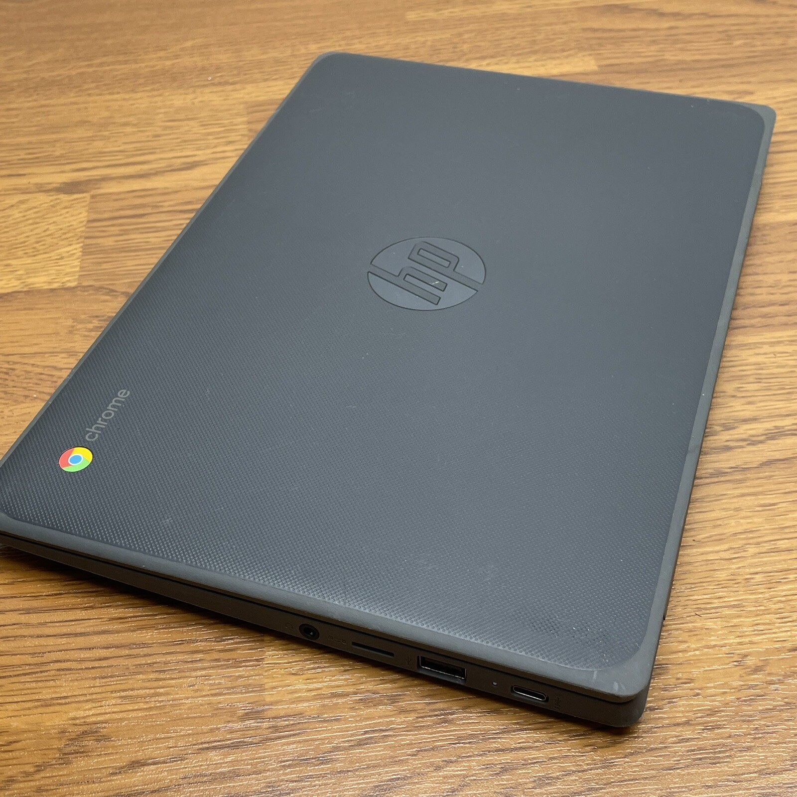 HP Chromebook 11A G8 11.6″ AMD A4 4GB RAM 32GB eMMC Bluetooth HDMI Webcam Good
