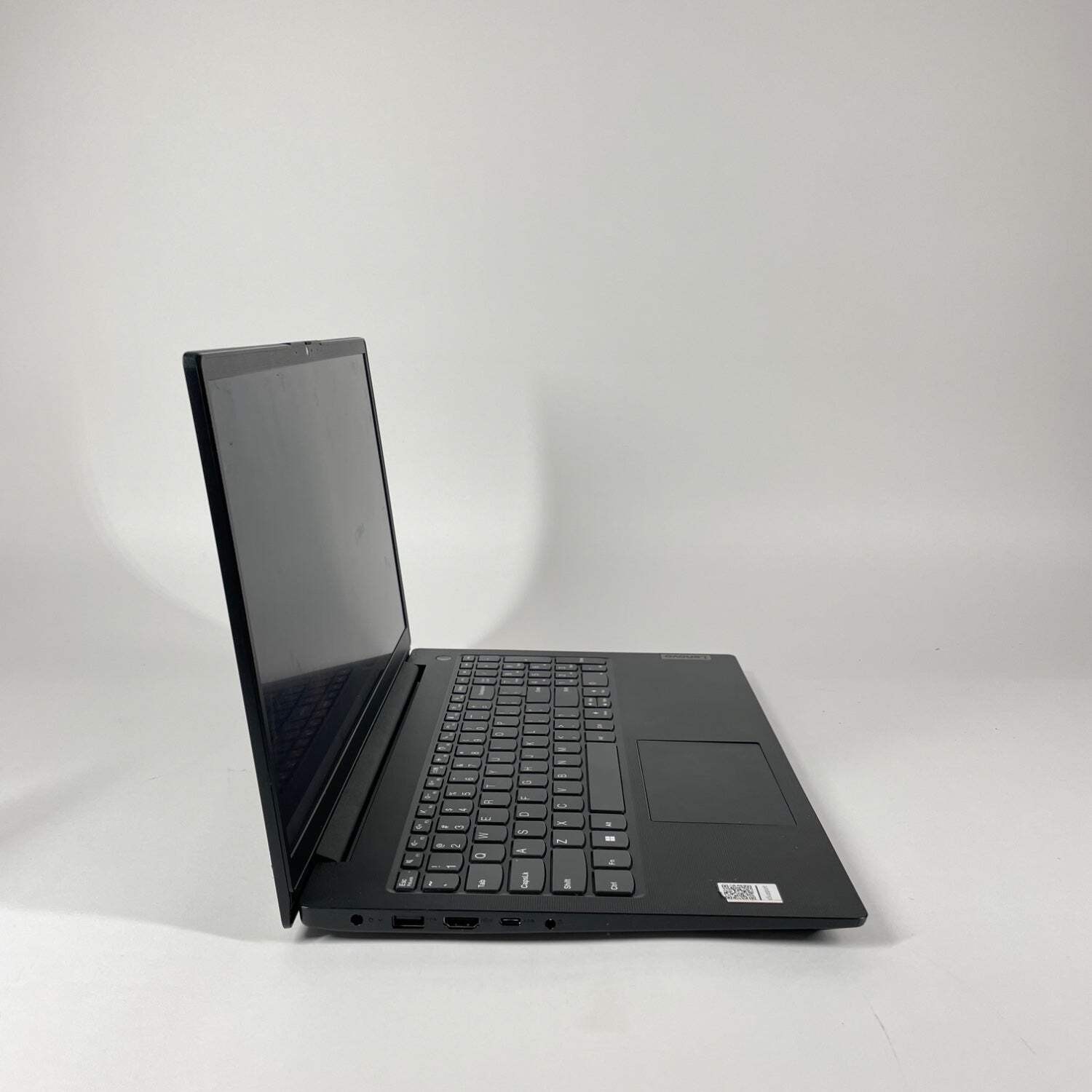 Broken Lenovo V15 G2 14″ Celeron N4500 1.1GHz 8GB RAM 128GB SSD Track Pad Broken