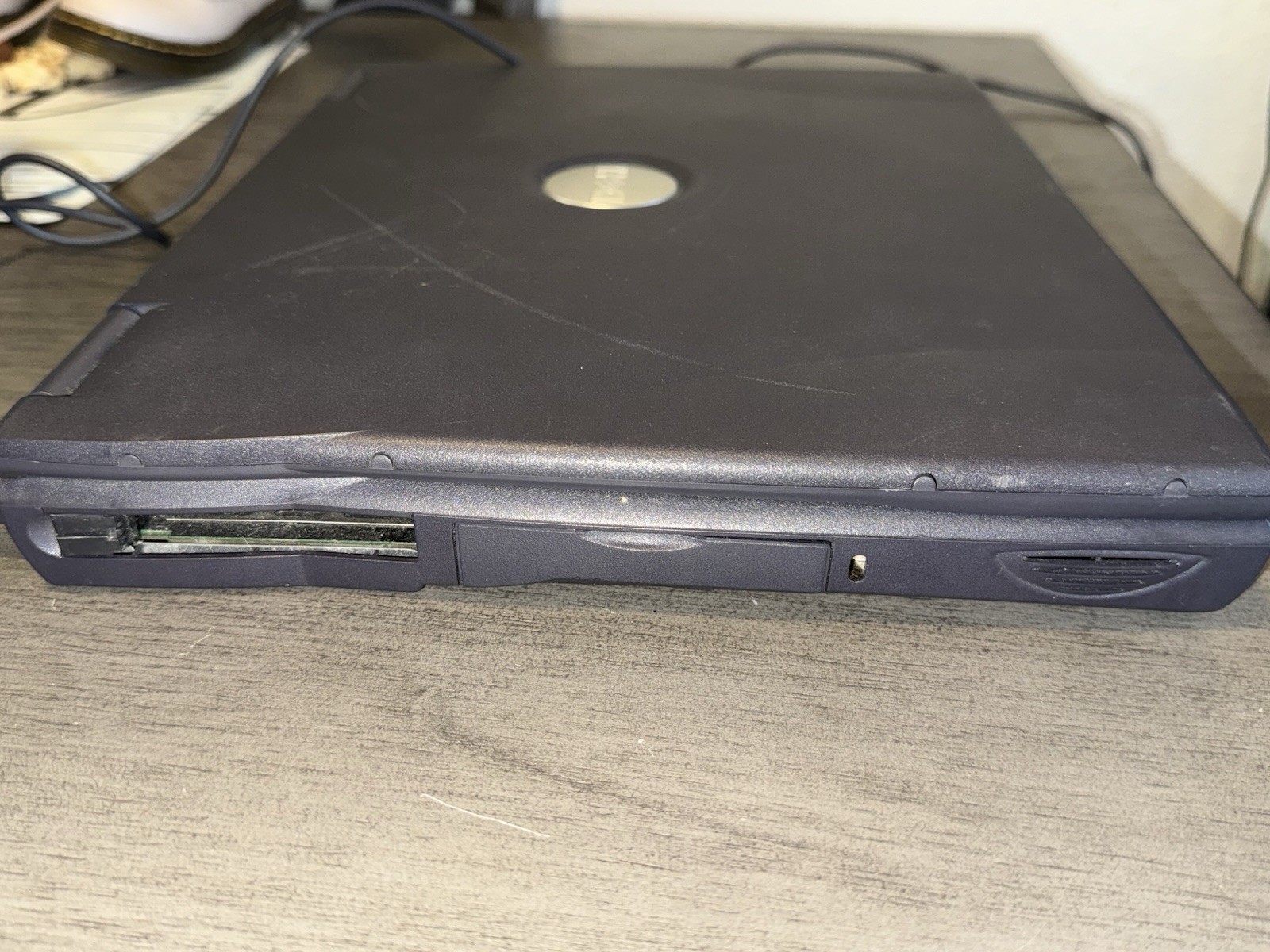 Dell Latitude C610 PP01L Pentium III 1GHz 1GB RAM 40GB HDD Windows 2000 Laptop