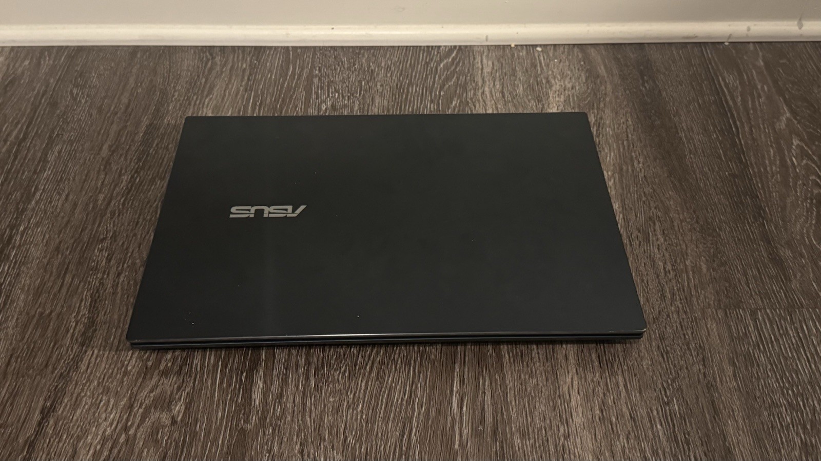 ASUS ZenBook Pro Duo 15 RTX 3070 Intel Core I7