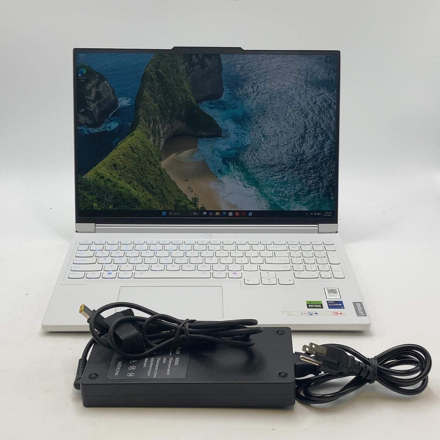 Legion 7i Gen 9 16″ I9-14900HX 2.2GHz 32GB RAM 1TB SSD GeForce RTX 4070