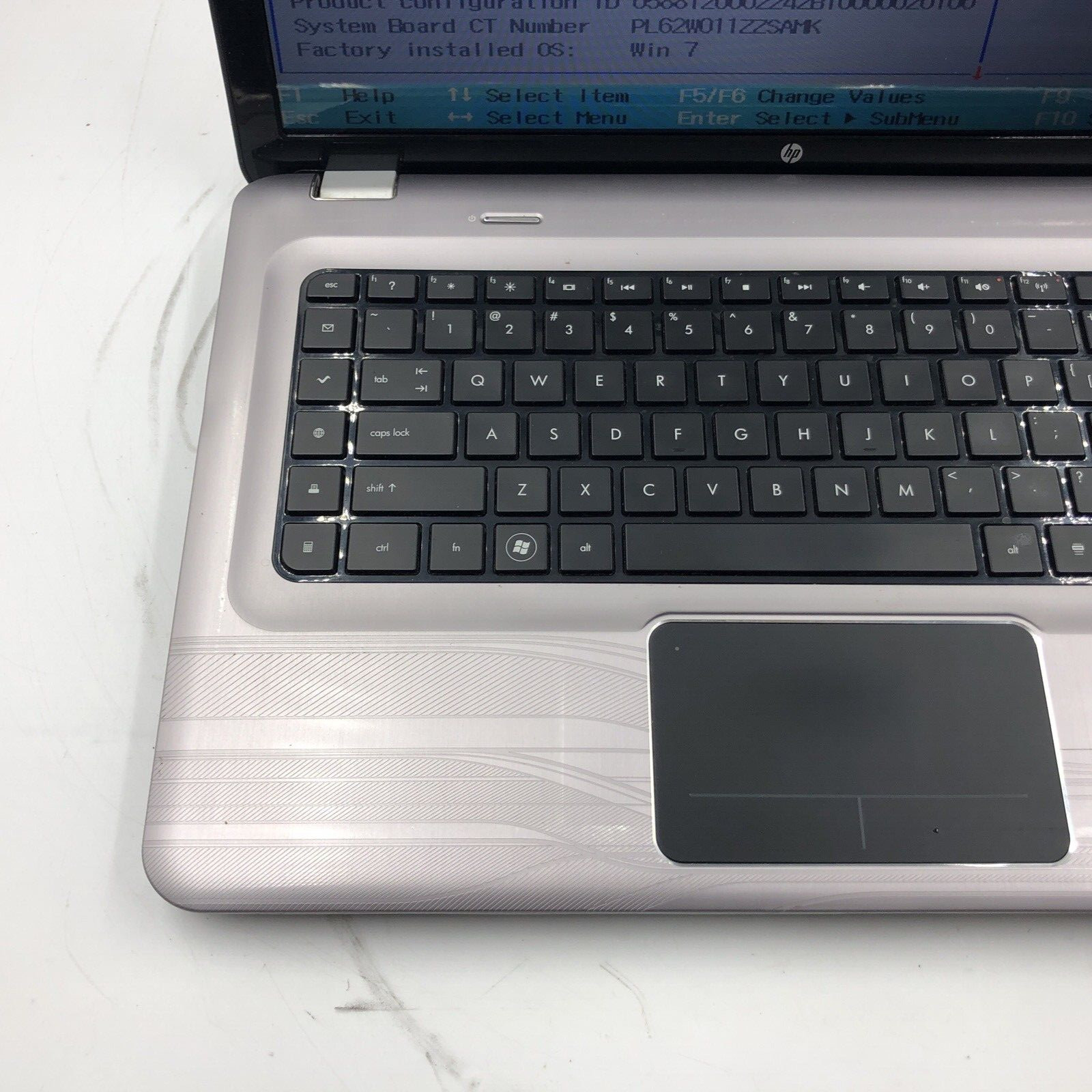 HP Pavilion DV6 Laptop i3-M350 2.27GHz 4GB RAM NO HDD/OS/Caddy Missing Screws
