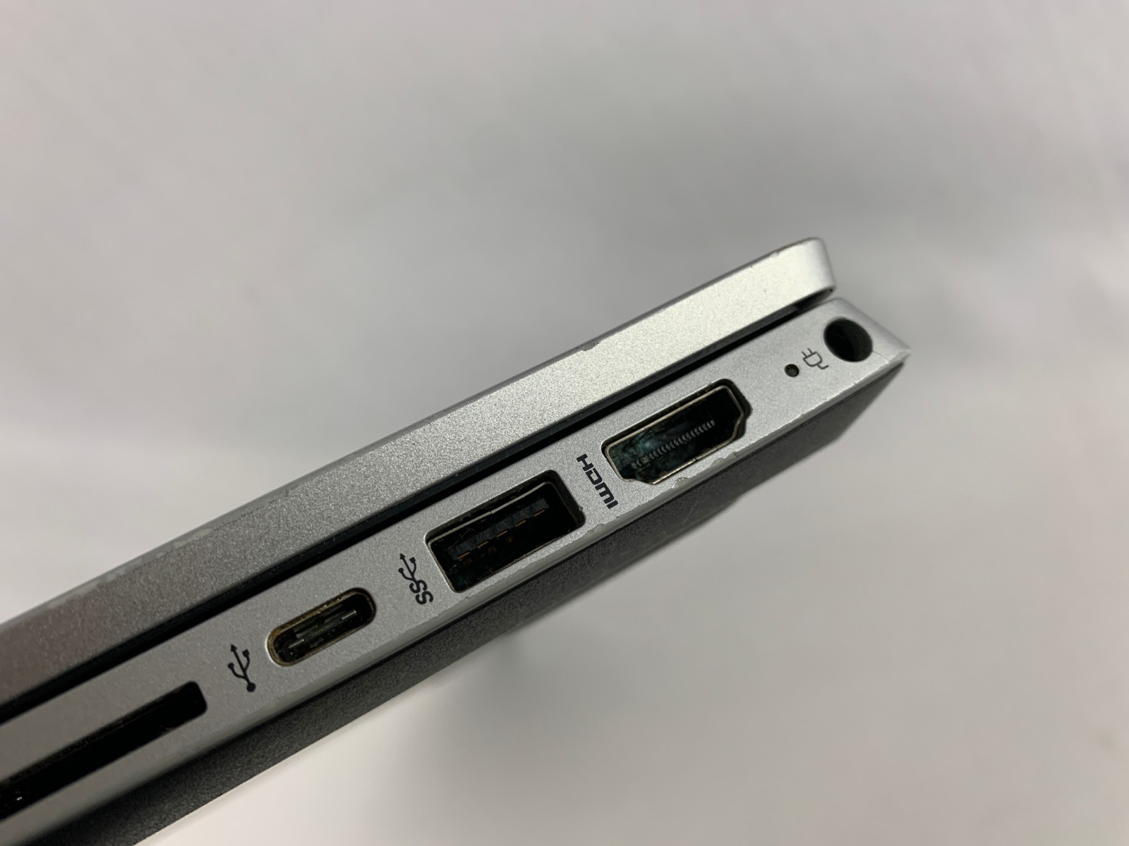 HP 14m-dh1001dx, Intel Core i3-10110U 2.1GHz For Parts/ Repairs, Cracked Screen