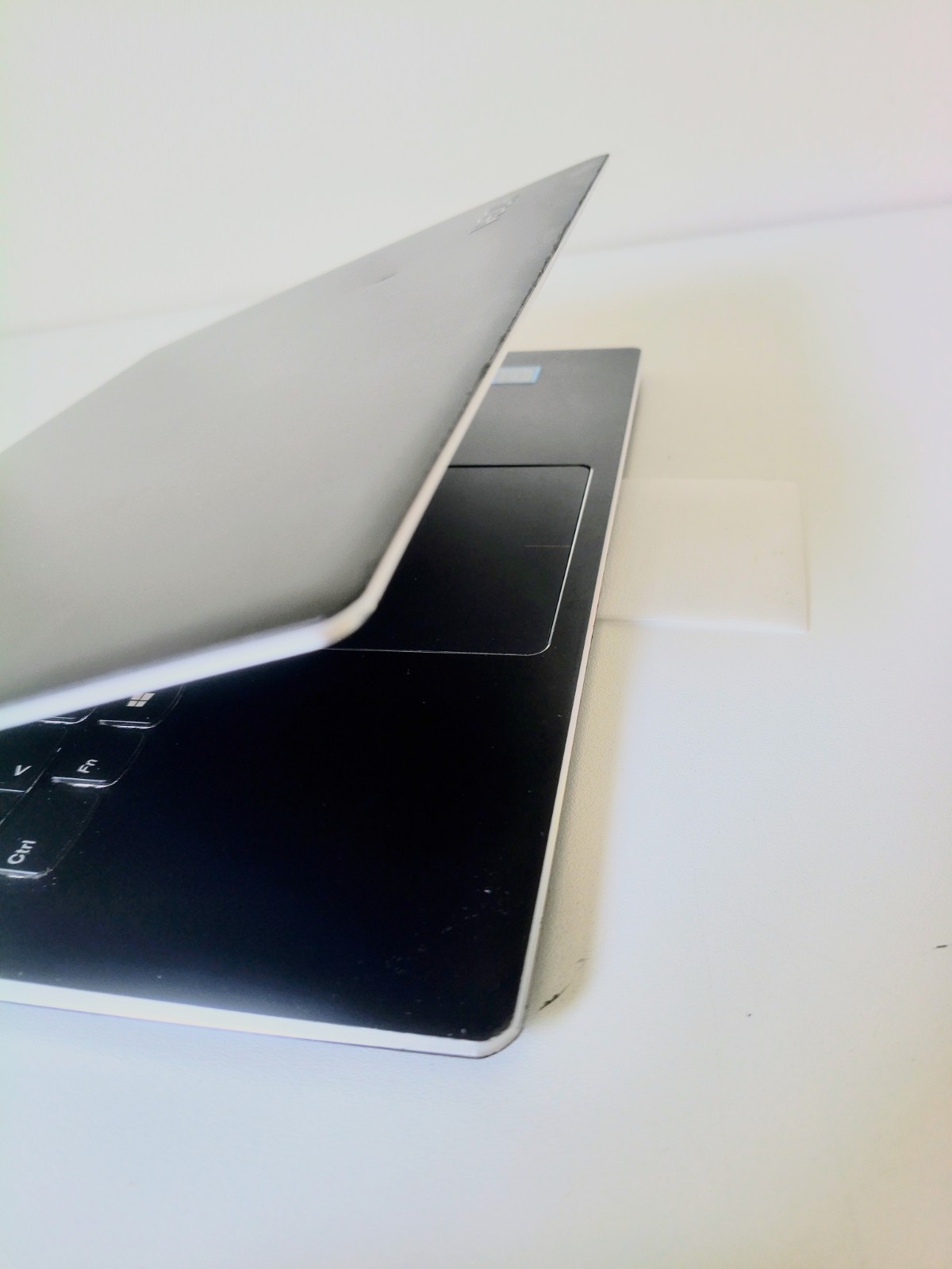 Yoga 910 x360 i7 7th 512G Win11 battery loads 10-15 hours