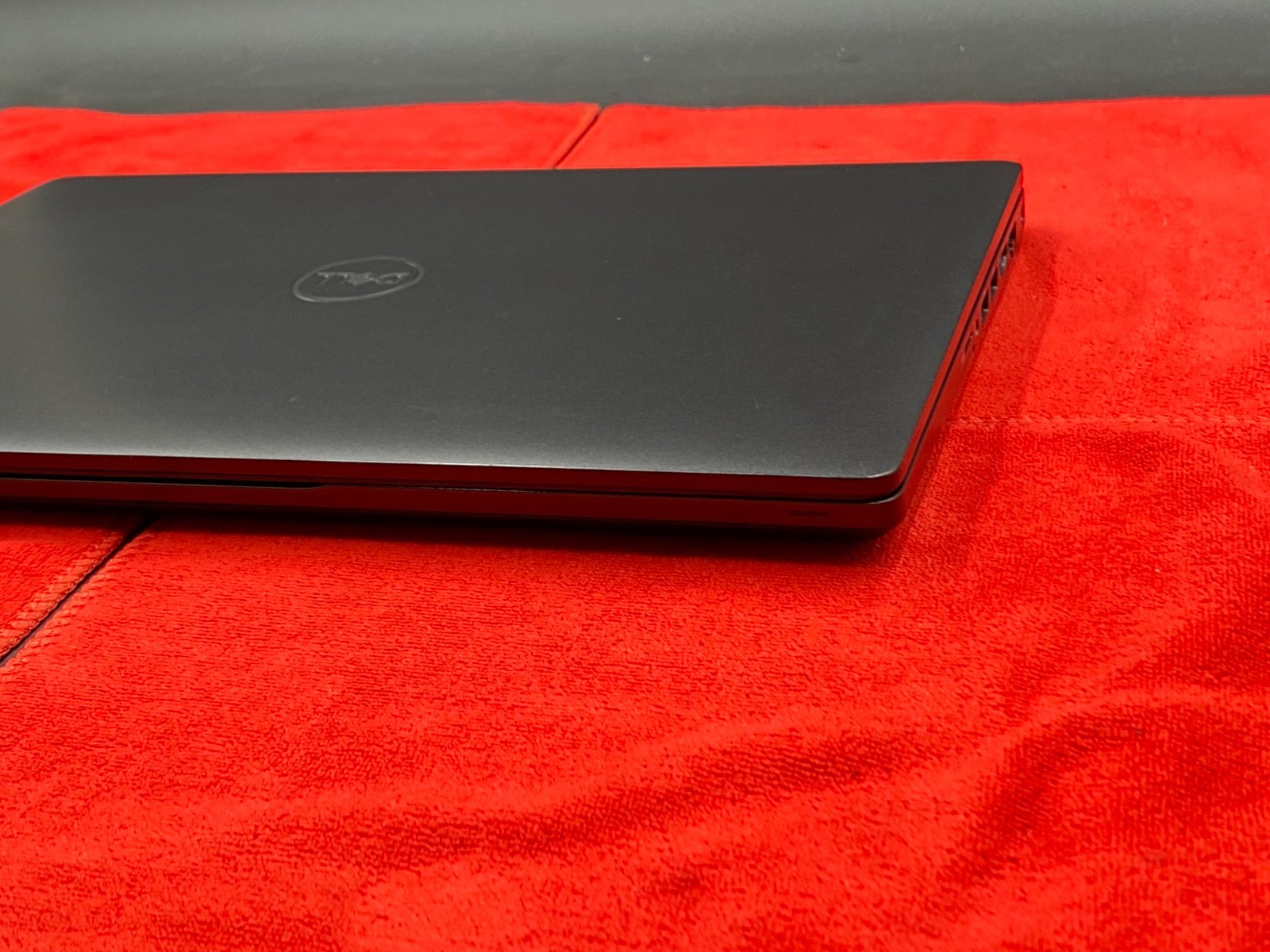 DELL LATITUDE 5401 14″ FULL HD i5-9300H 8GB RAM 256GB SSD WINDOWS 11 PRO GRADE B