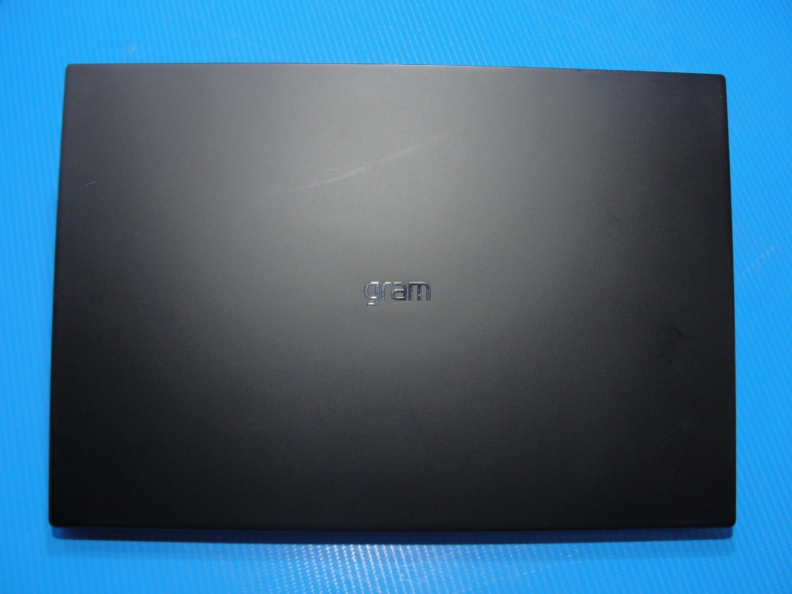 LG Gram 16Z90Q 16”WQXGA Intel Core i7-1260P 2.1GHz 16GB SSD Reset 256GB Charger