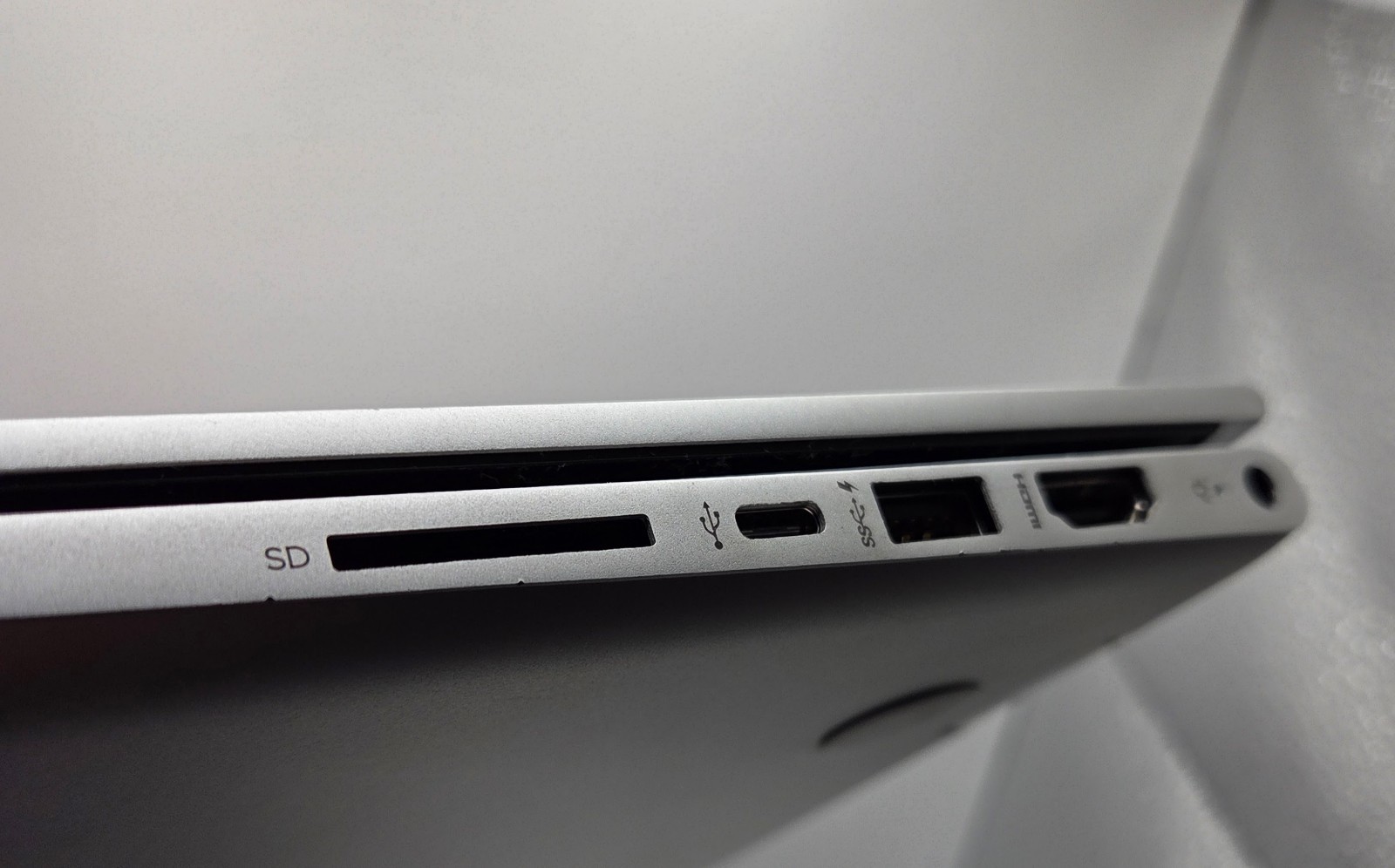 HP ENVY x360 Convertible m6 i5-7200U 2.50GHz 12GB | 960GB SSD | Windows 11 25H2