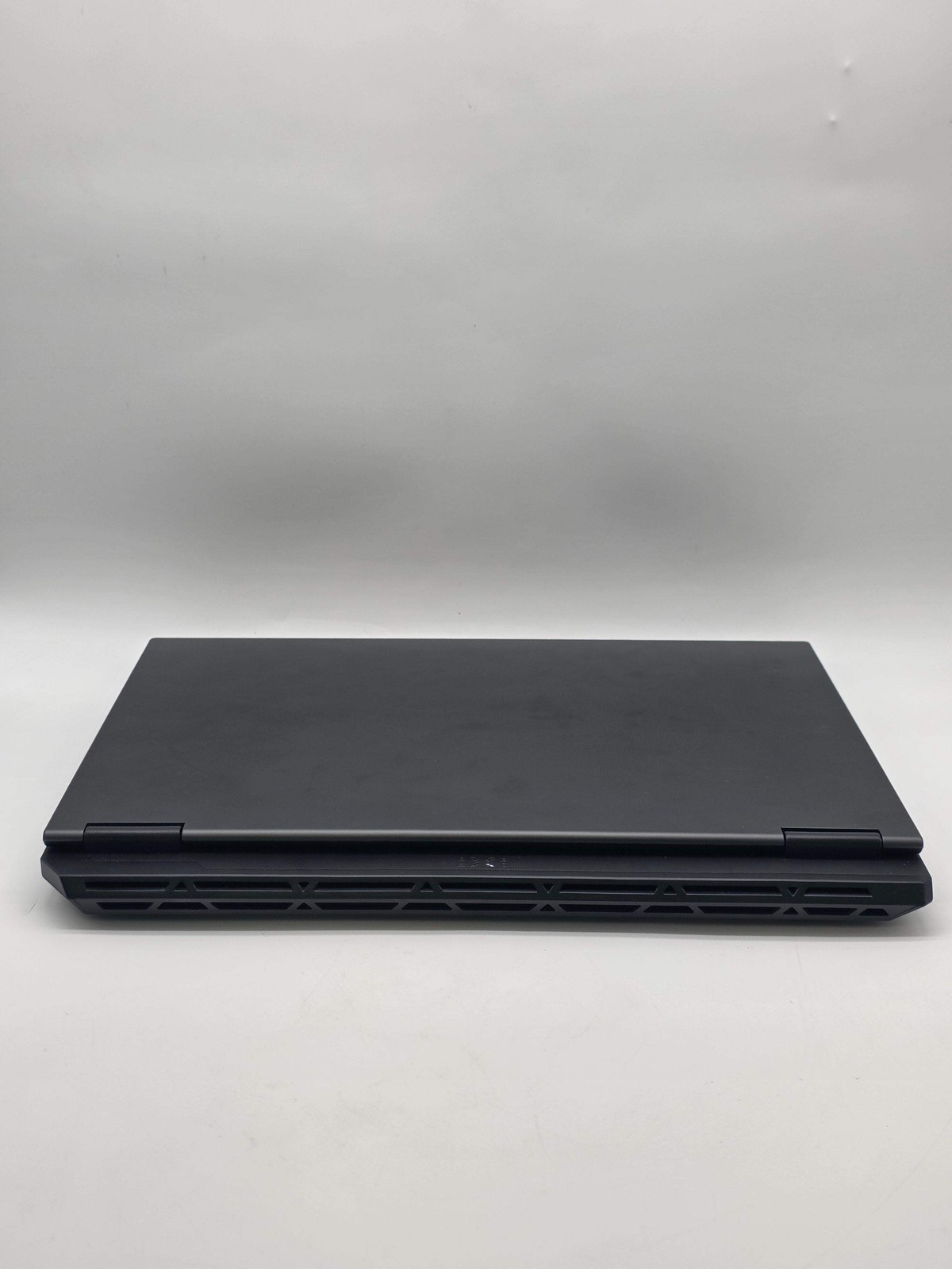 Asus TUF Gaming A16 FA608 Ryzen 9 270 RTX 5070 32GB 1TB Gaming Laptop w/ Charger
