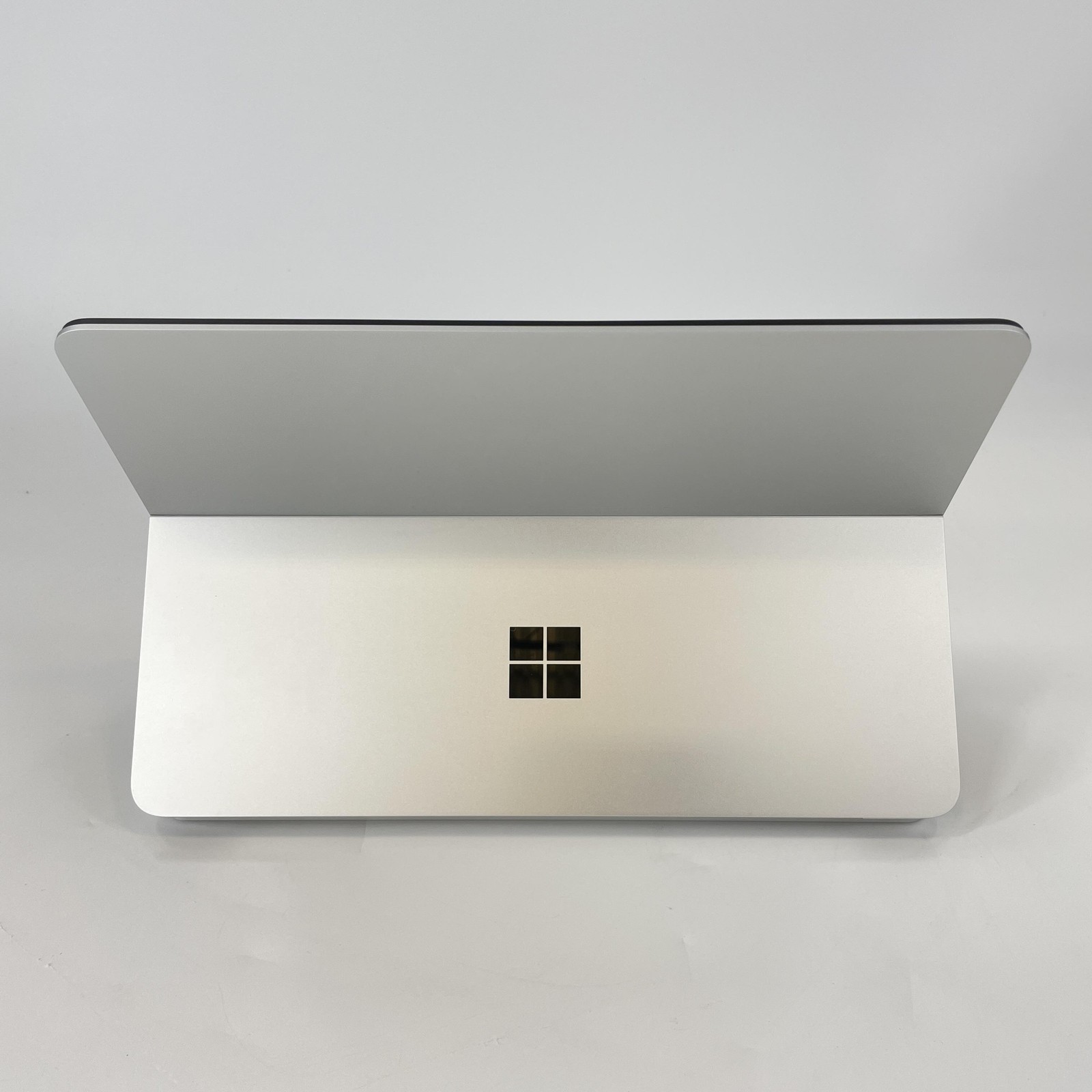 Microsoft Surface Laptop Studio 2 14 2K TOUCH 2.9GHz i7-13800H 64GB 1TB RTX 4060