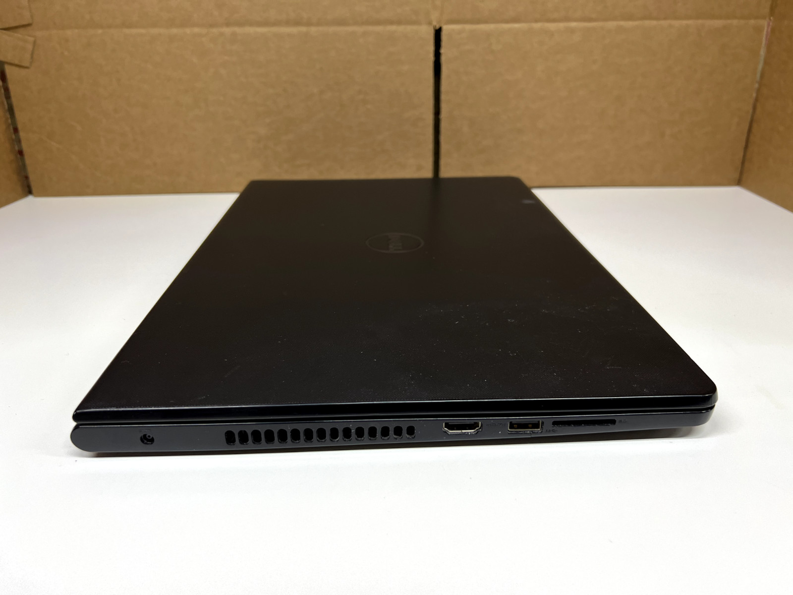 Dell Inspiron 3552 Laptop PC 465GB Hard Drive 4GB Memory Intel N3700 Win 10