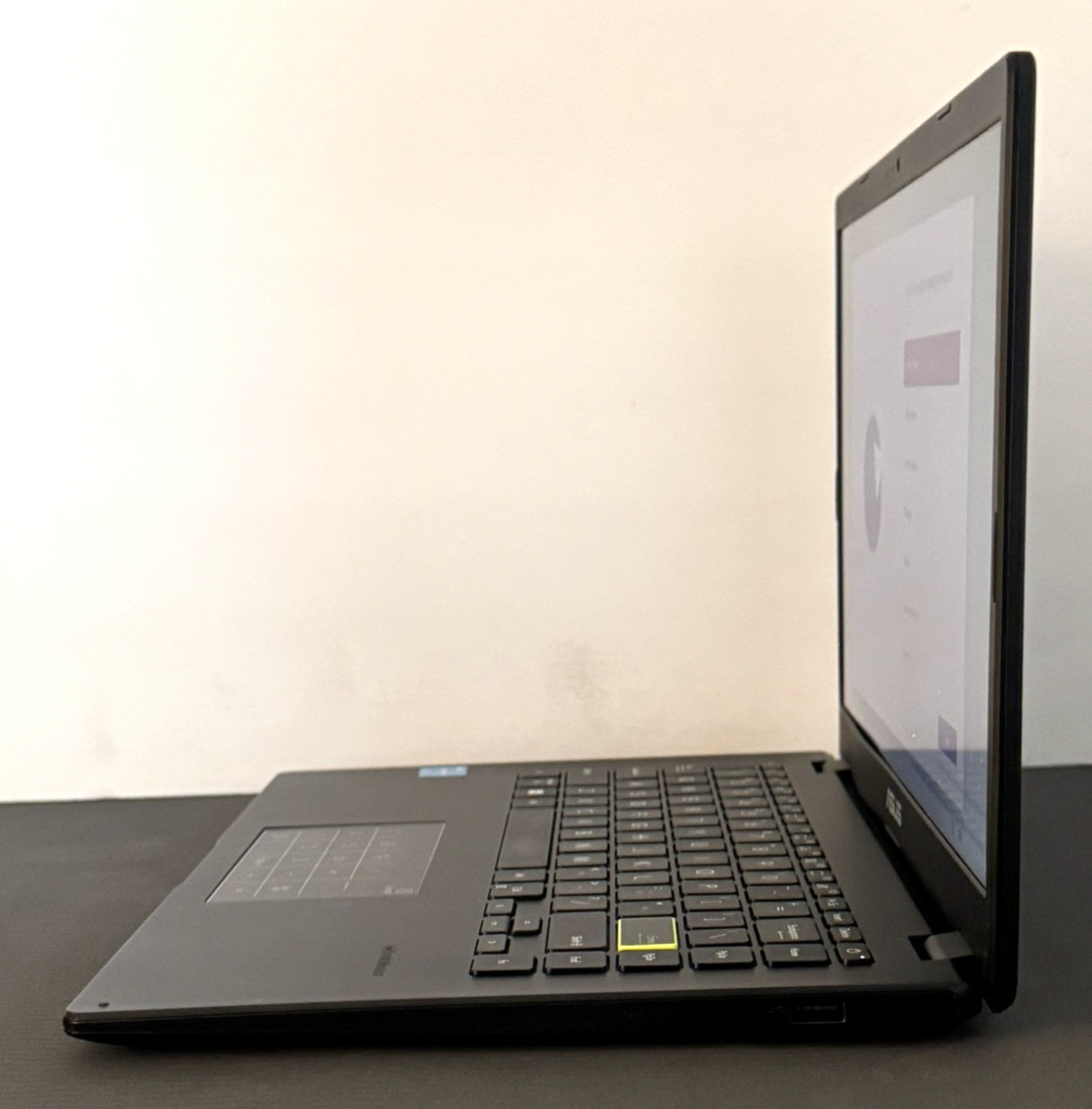 ASUS Vivobook Go 14 – 14″ – Intel N4500 – 4GB – 128GB – E410KA-TB.CL4128BK
