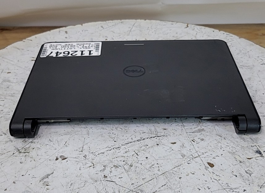 DELL LATITUDE 3340 Laptop Intel I3-4030U 4GB 500GB SEE NOTES