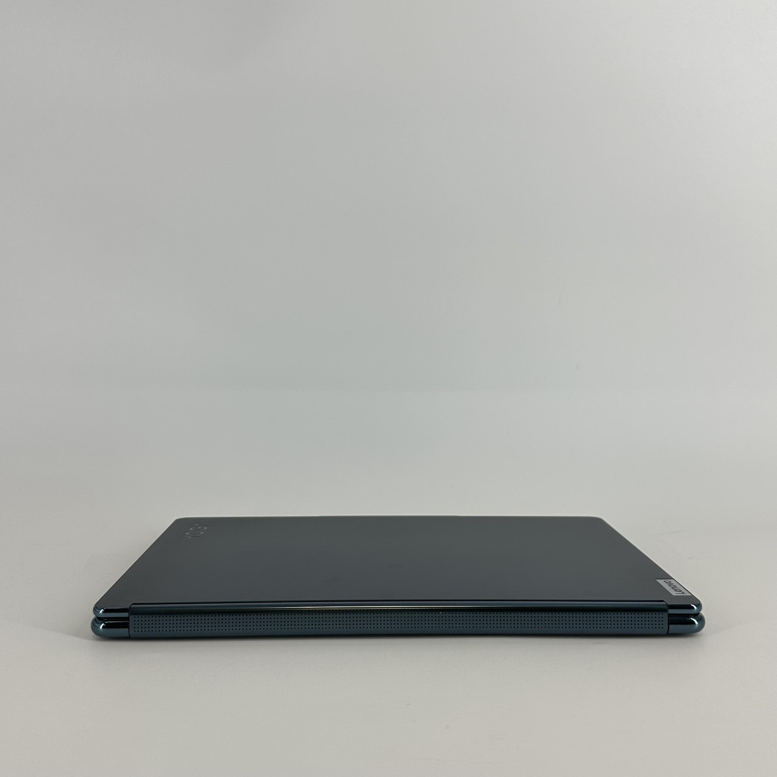Lenovo Yoga Book 9i 13.3 QHD+ TOUCH 1.7 GHz Ultra 7 155U 16GB 1TB SSD Very Good