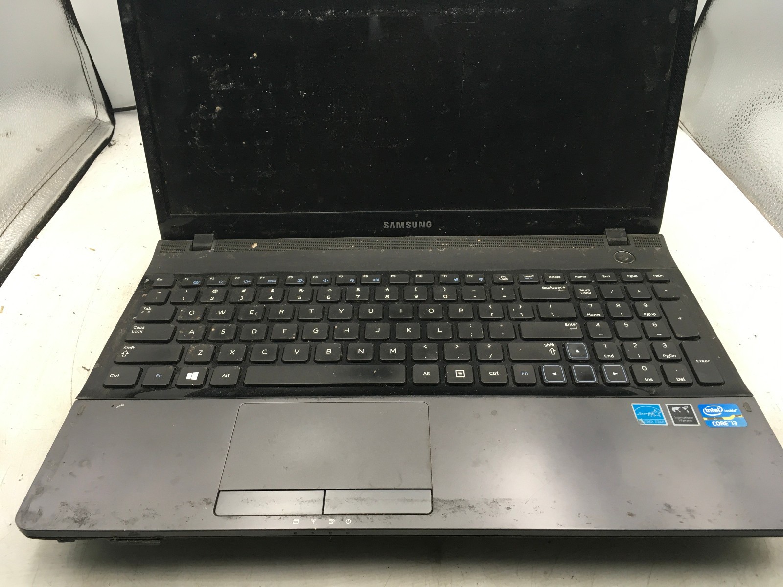 SAMSUNG NP300E5C A07US – FOR PARTS – INTEL i3-2370M – 4GB RAM – READ DESCRIP -BB