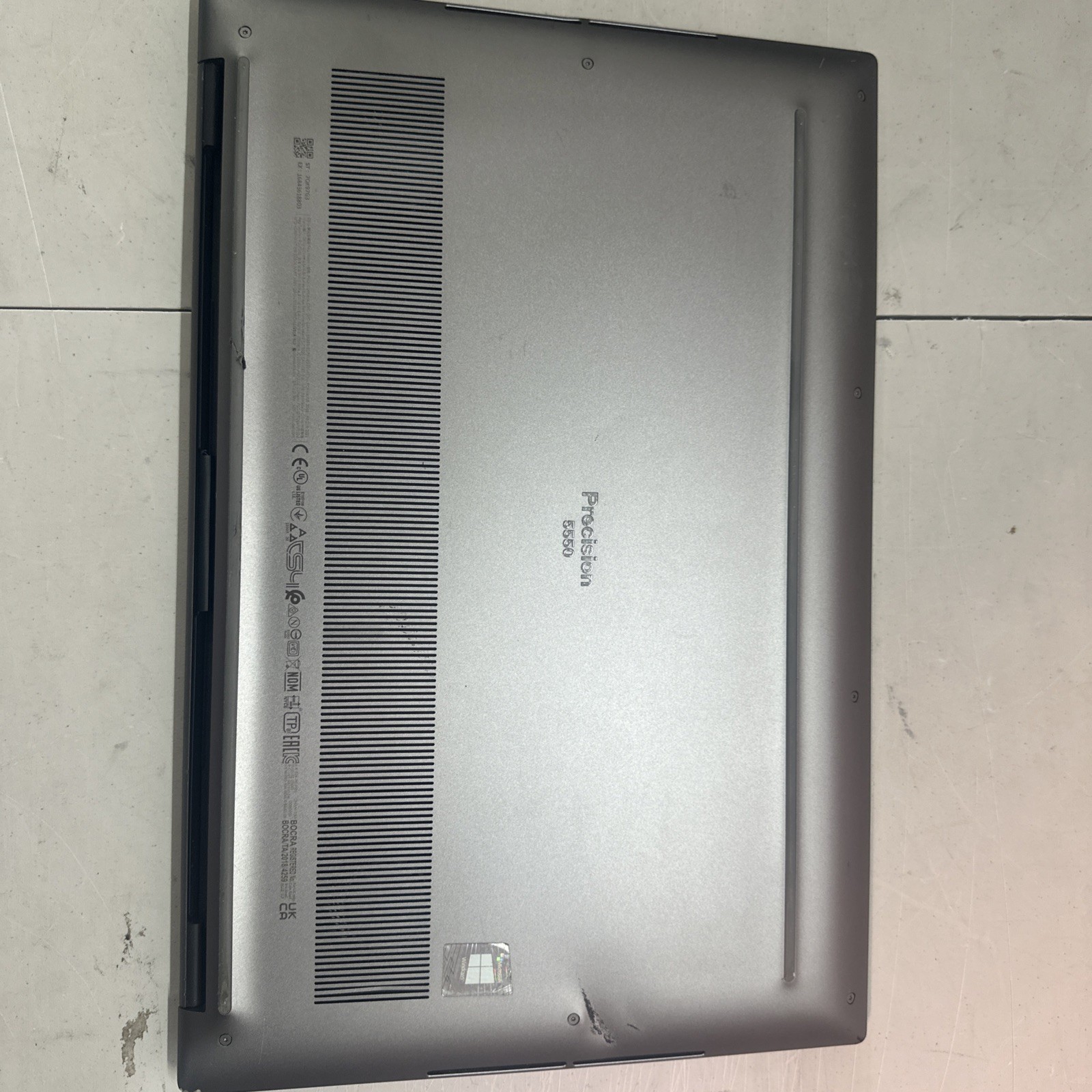 Dell Precision 5550 I7-10750H, 16GB Ram, T1000, No SSD