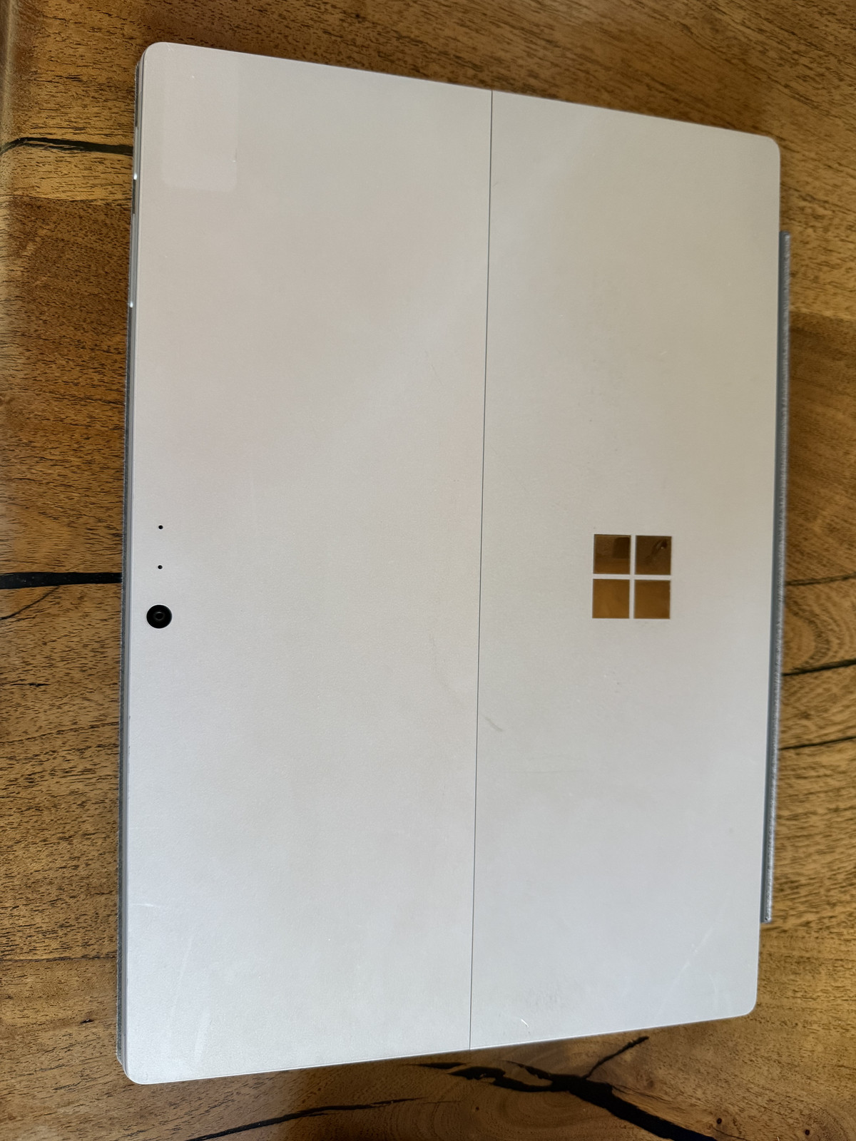 Microsoft Surface Pro 5 1796 Core i7-7660U 2.50GHz 8GB 256GB Win 10