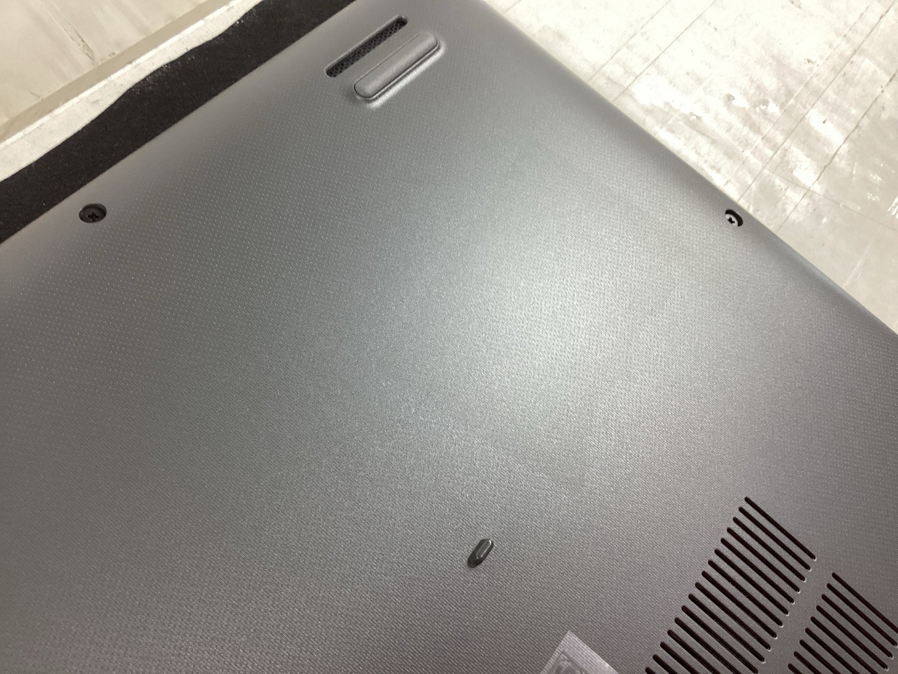 Dell Latitude 3550 15.6″ FHD i5-1335U 16GB 512GB SSD WiFi 6E W11P – (F51GH)