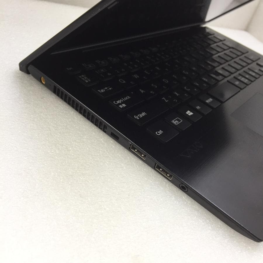 VAIO VJPG11C11N Sony Core i5 8250U 1.8Ghz RAM 8GB SSD 256GB