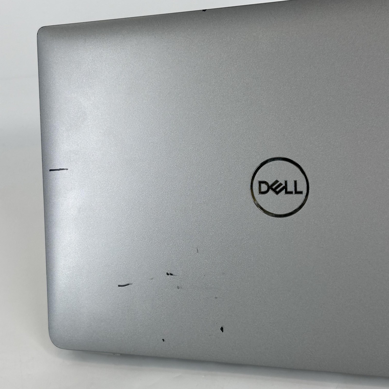 Dell Latitude 5440 14 Gray FHD 1.6 GHz i5-1345U 16GB 256GB SSD Good