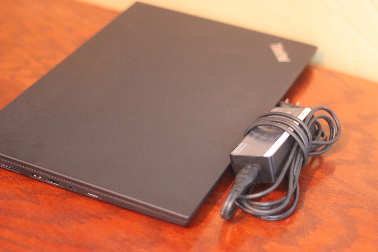 Lenovo ThinkPad T15 Gen 1 1.6 GHz i5-10210U 16GB Ram 256GB SSD – Very Good