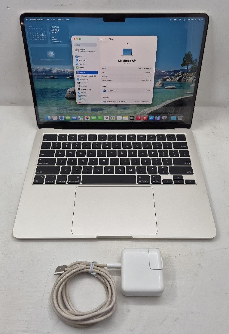 Apple A2681 Macbook Air 8GB Ram 256GB SSD M2 13.6″ Laptop w/ Charger – Starlight