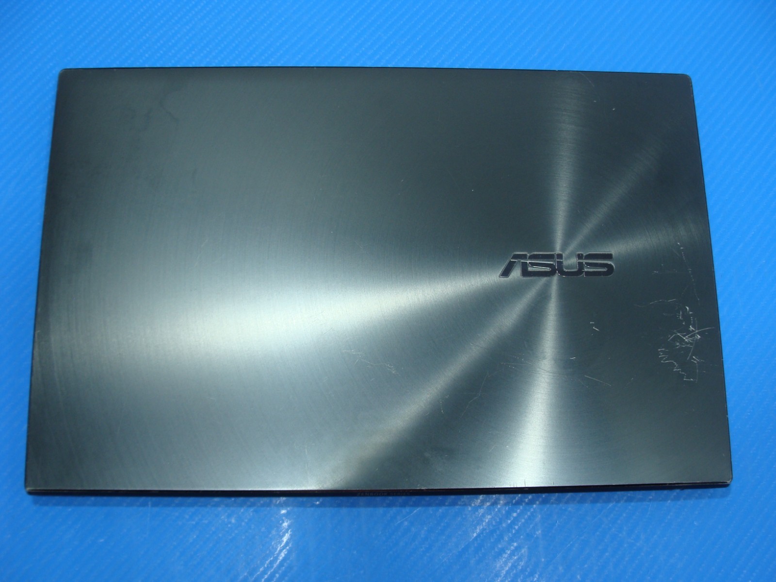 Asus ZenBook UX425JA 14″FHD i7-1065G7 1.3GHz 8GB 512GB SSD Win 11Home +PA