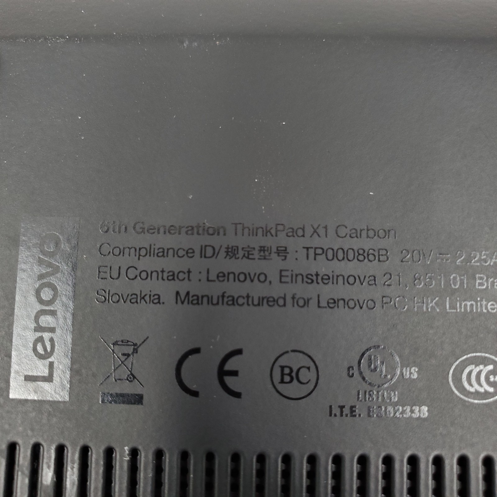 Lenovo ThinkPad X1 Carbon 6th GEN Core i7-8550U 1.8GHz 8GB RAM 256GB SSD NO OS