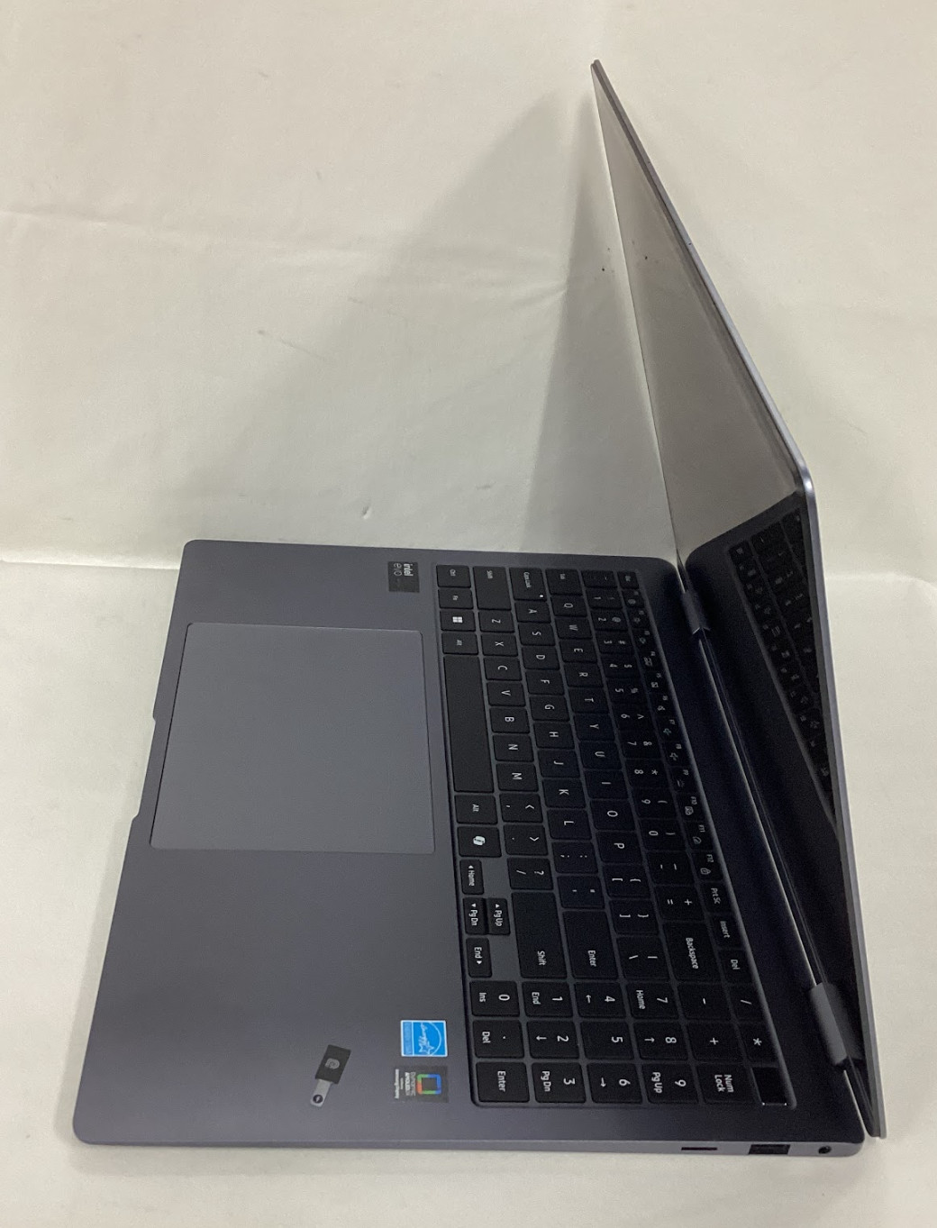 SAMSUNG Galaxy Book4 Pro 360,16″ 3K AMOLED Touchscreen,Intel Ultra 7 155H,used