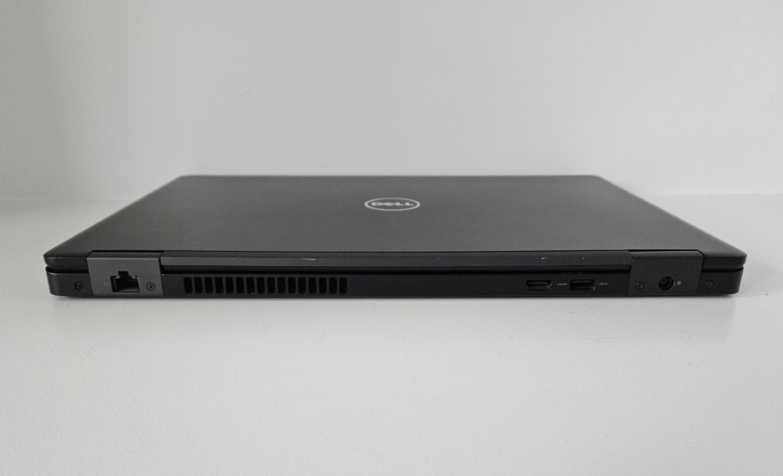 Dell Latitude 5580 15.6″ Intel Core i5-7200U 2.5GHz 8GB RAM 256GB SSD Win 11 Pro