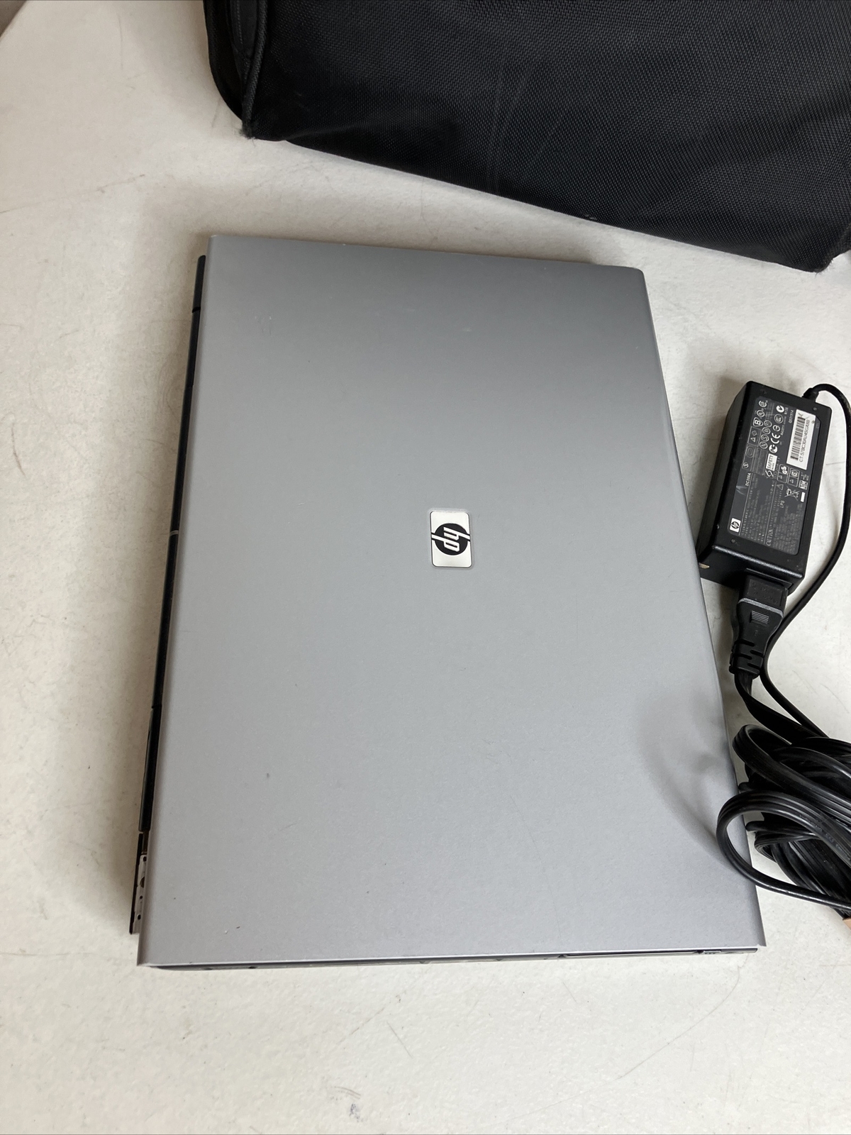 HP Pavilion DV1000 Laptop W/ Charger & Bag / For Parts or Repair