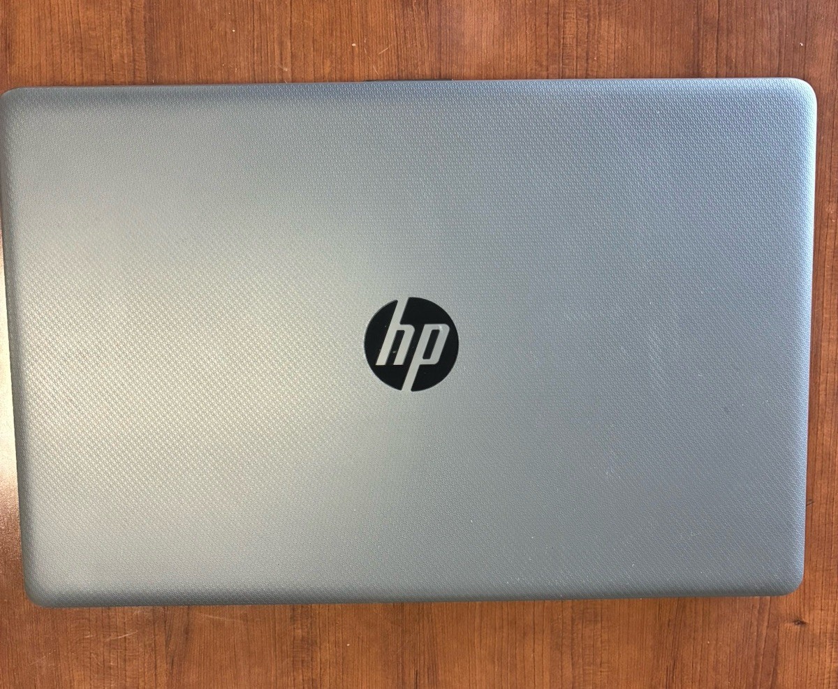 *Read* HP 250 G7 Laptop 15.6″ LCD i5-1035G1 8GB RAM 256GB NVME m.2 Win 10 Pro