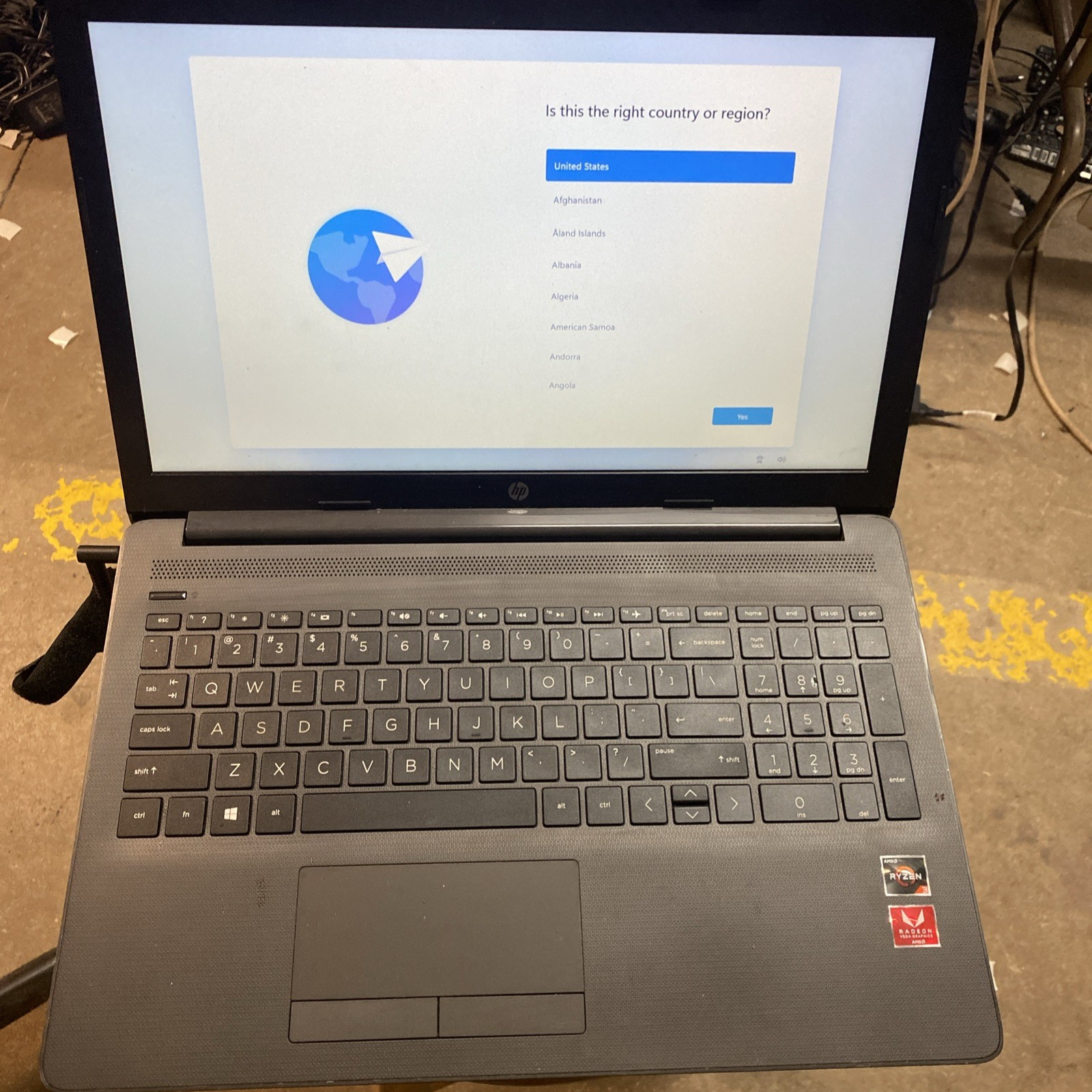 HP 255 G7 Ryzen 3 2200u 2.5GHz, 8GB Ram, 256GB SSD, Windows 11