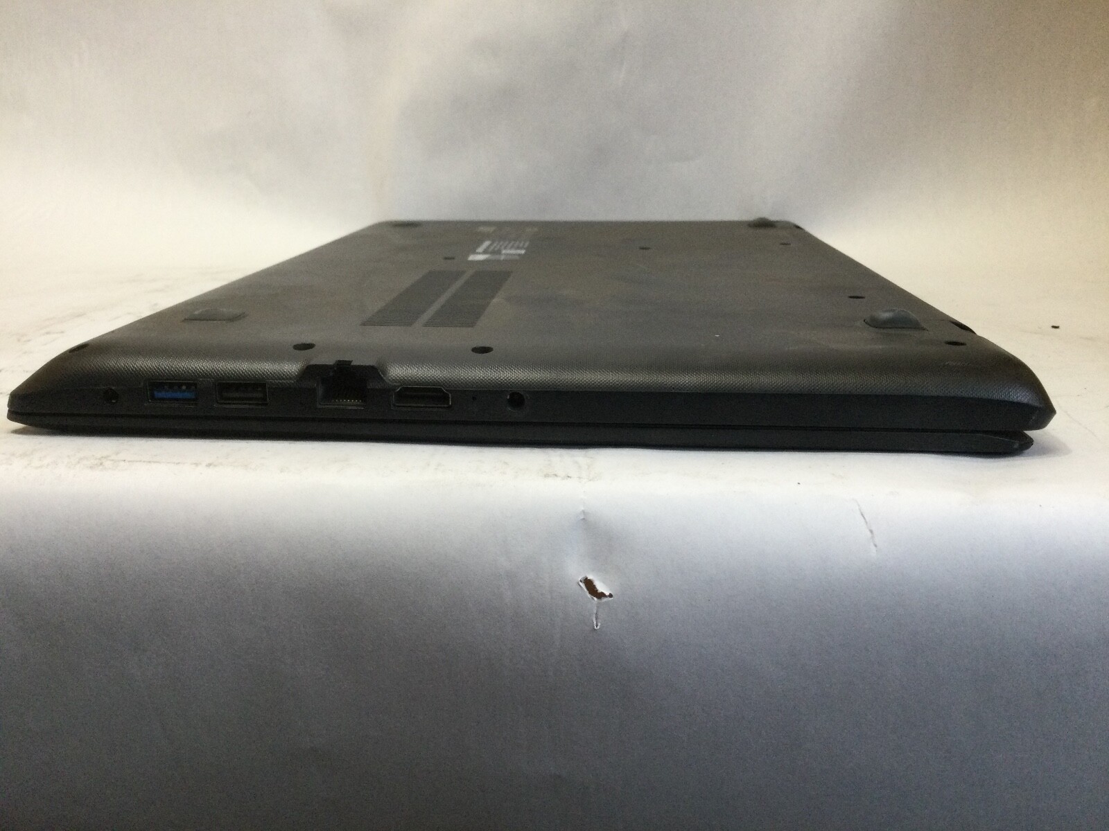 LENOVO IDEAPAD 110-15IBR – BOOTS TO BIOS – CELERON N3060 – 4GB RAM -READ DESC-BB