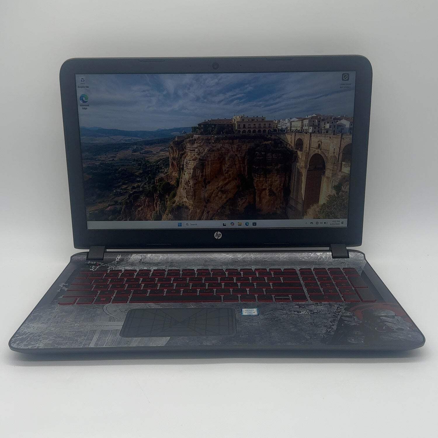 HP NoteBook 15-AN050NR 15.6″ i5-6200U 2.3GHz 6GB RAM 1TB HDD