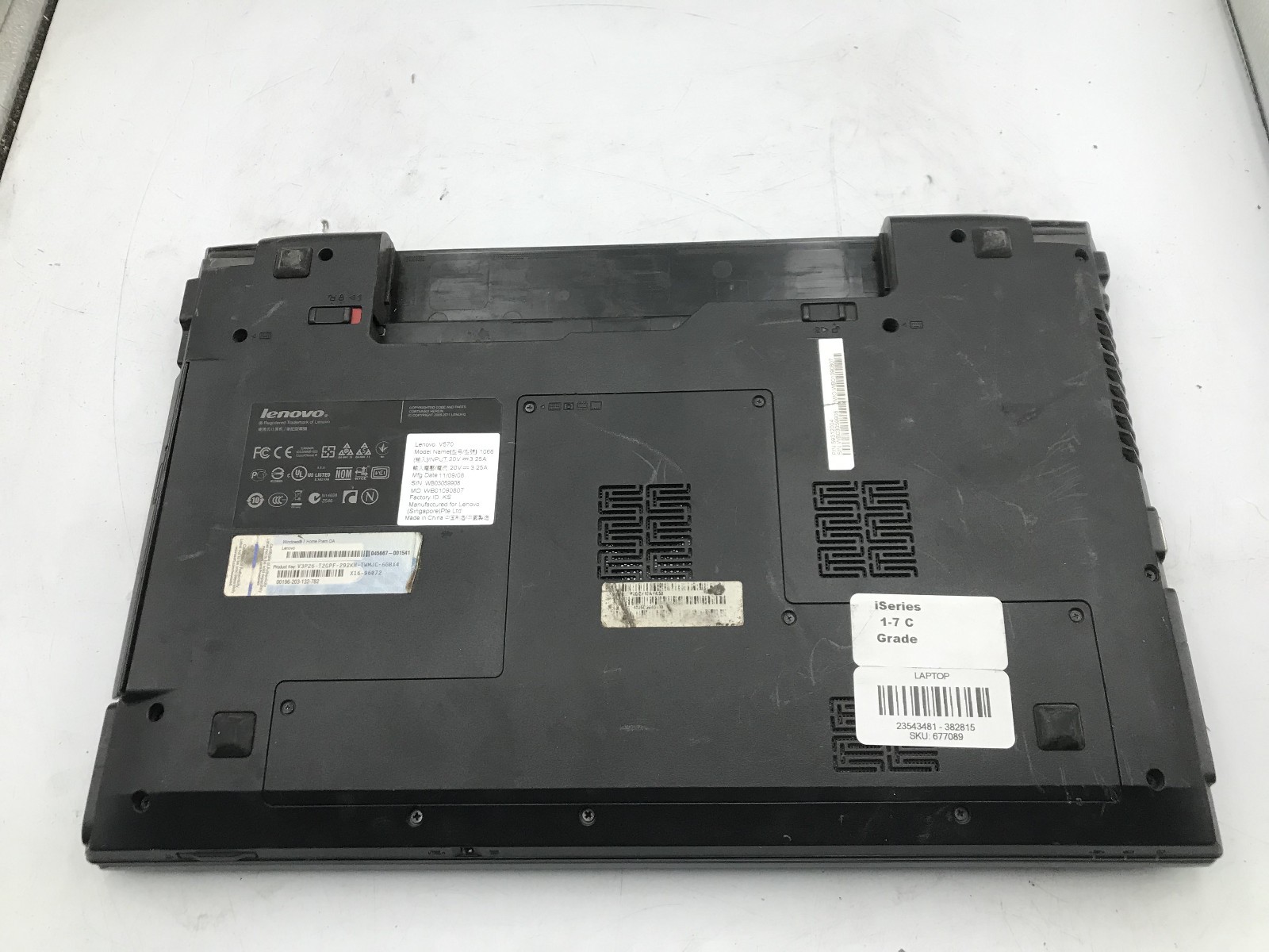 LENOVO V570 LAPTOP – BOOTS TO BIOS – INTEL I5 2430M – NO RAM – READ DESCRIP – BB