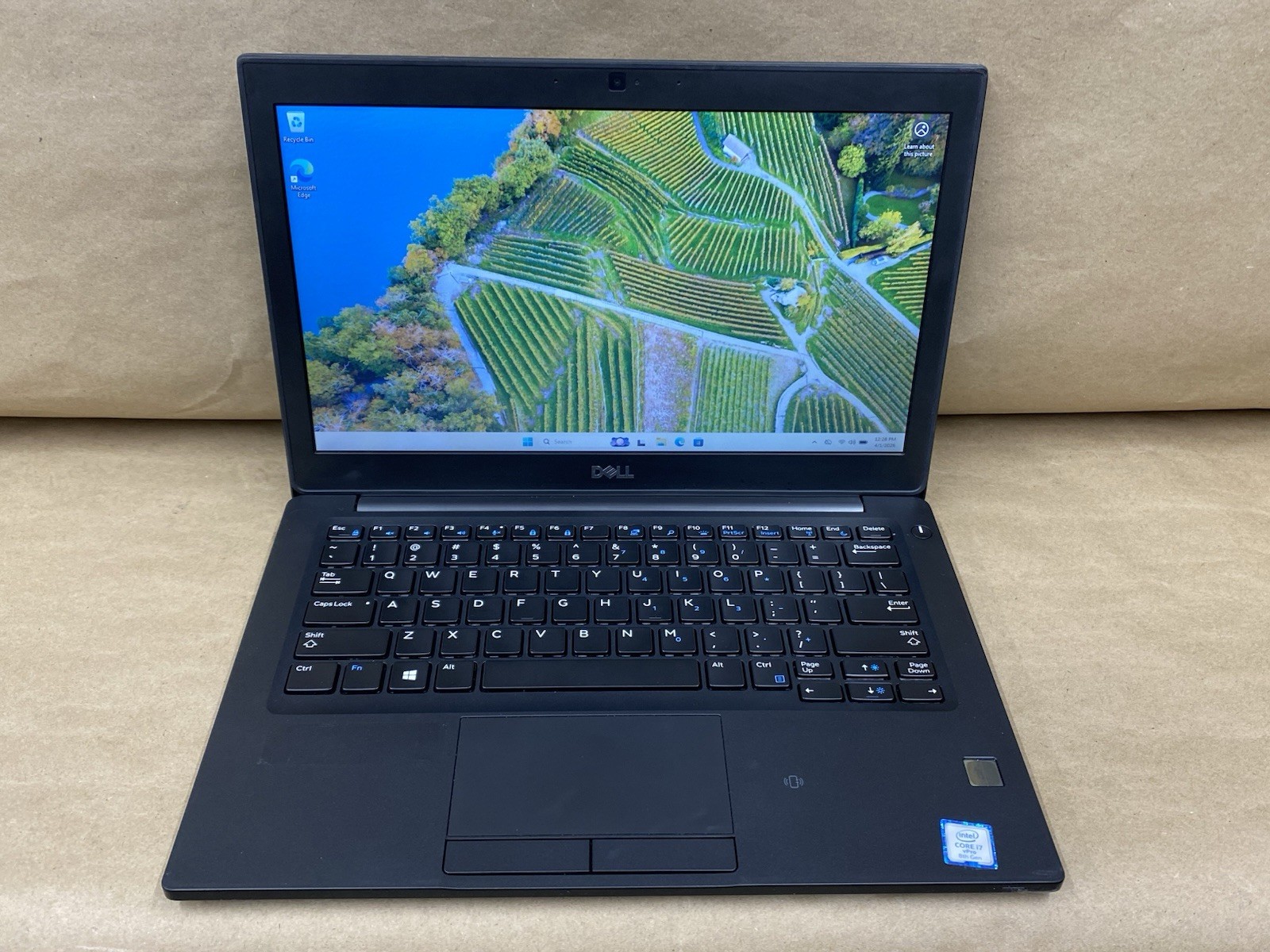 Dell Latitude 7290 – 12.5″ HD – i7-8650U – 4GB – 128GB SSD – Win 11 Pro – READ