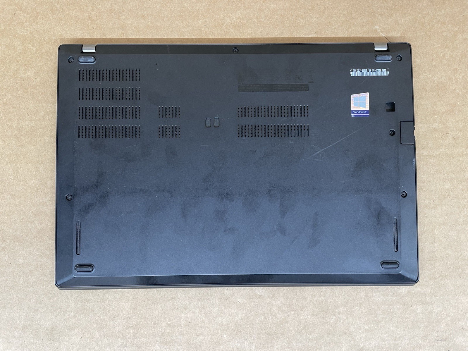 LENOVO ThinkPad T480s 14 in, Core i7-8650U, NO RAM, NO SSD | READ DESCRIPTION