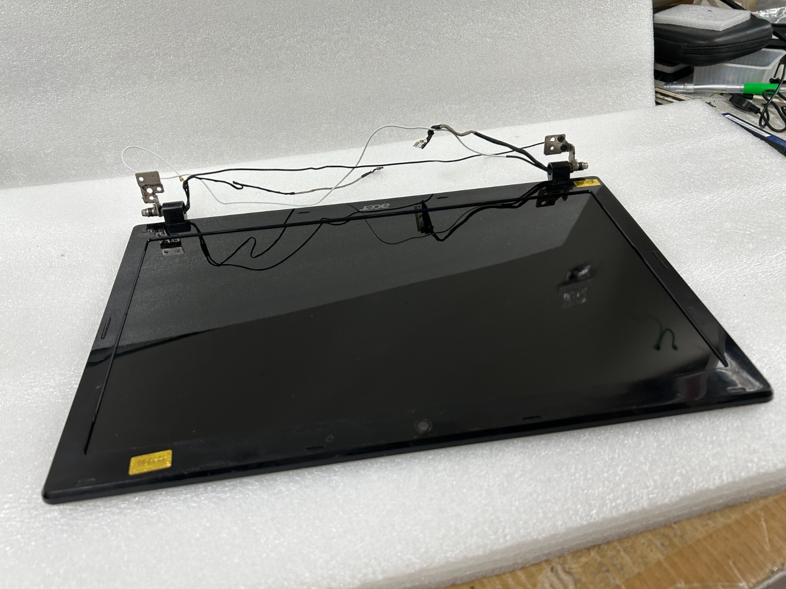 Genuine used Acer Aspire 5552-5498 Laptop Complete SCREEN ASSEMBLY Tested