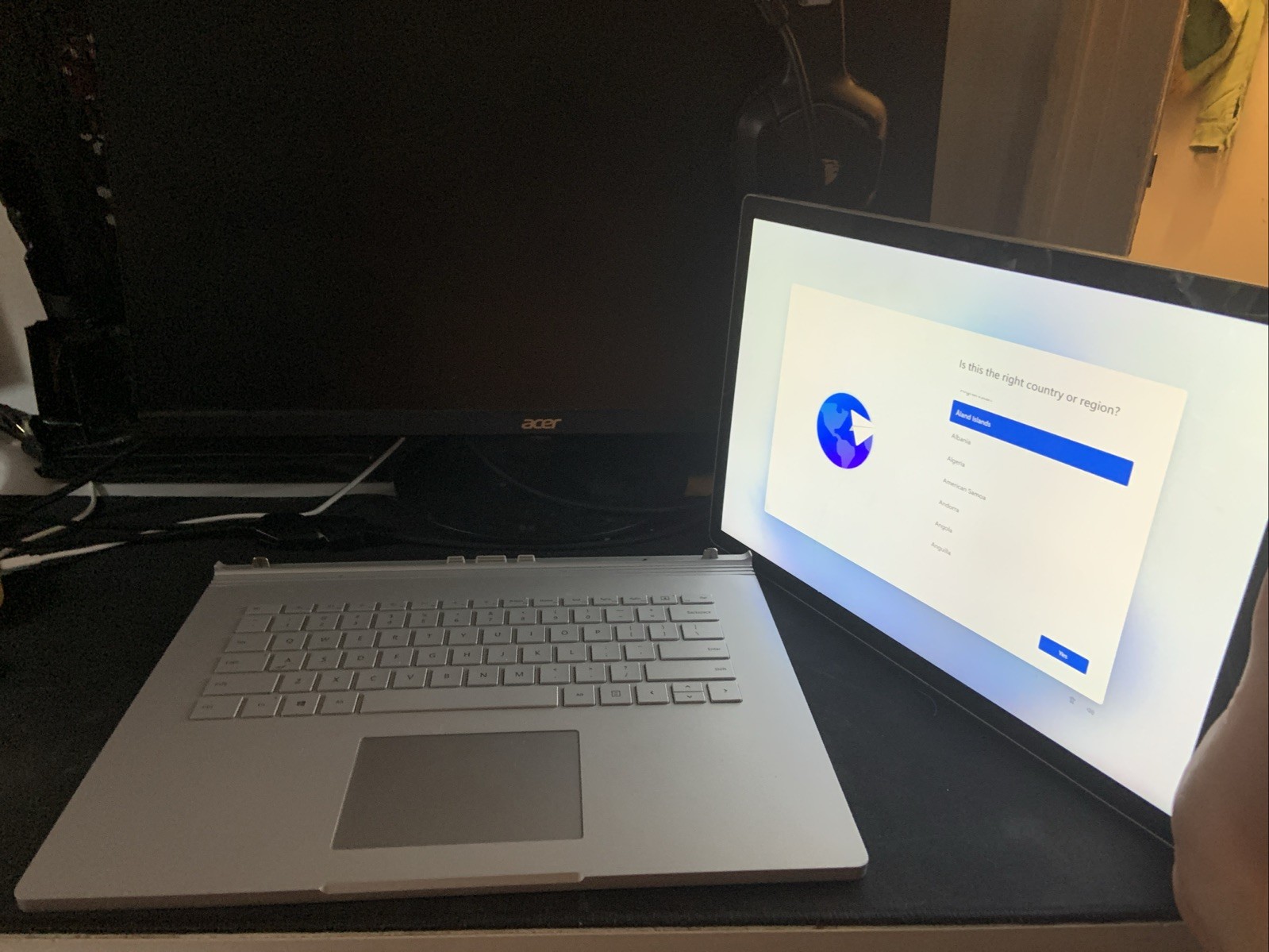 Microsoft Surface Book 3 15” 1900 TOUCH-10th i7-1065G7 16GB 256GB GTX 1660ti M-Q