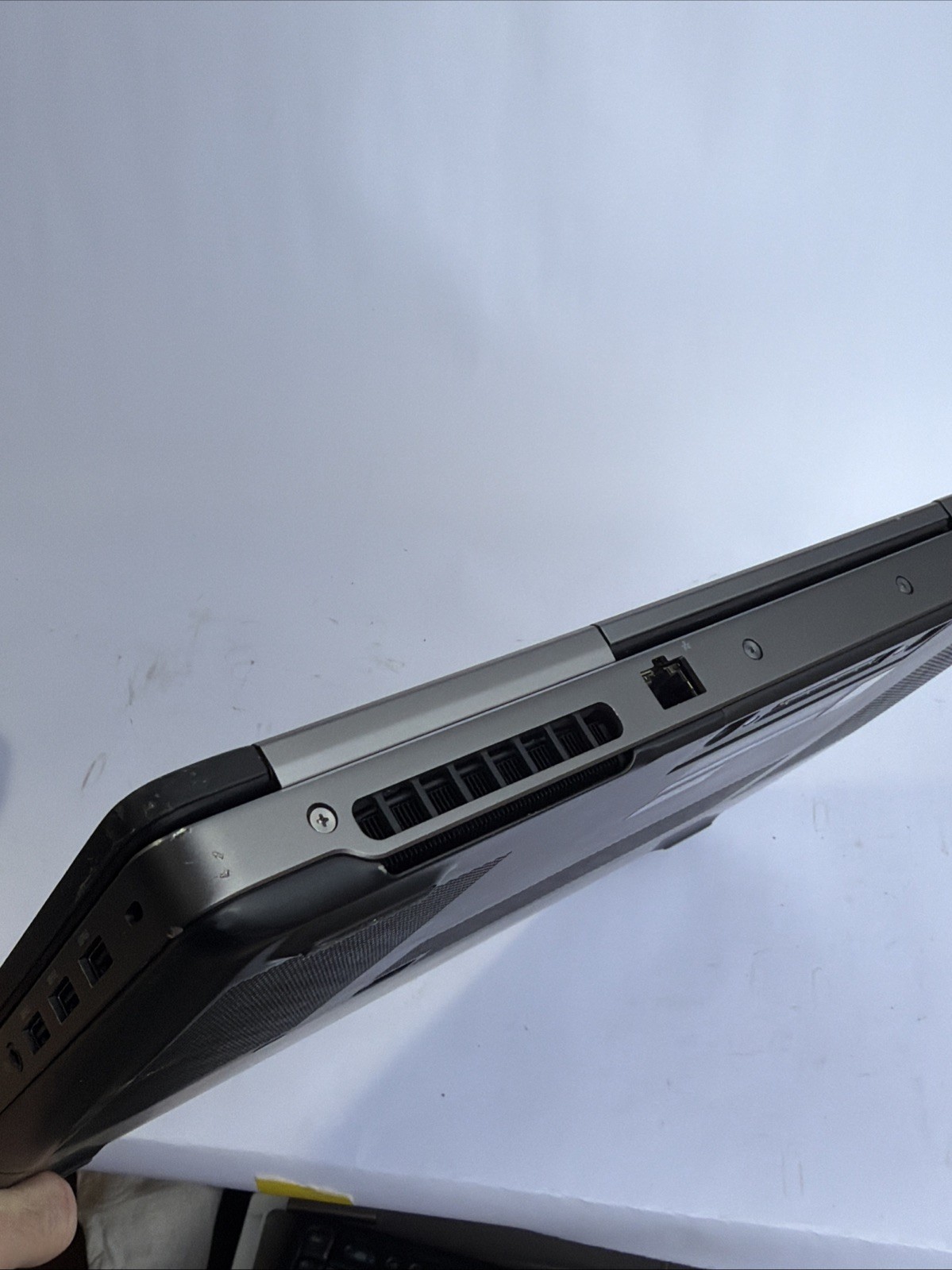 Dell Precision 7510 15” Intel Xeon E3-1505M 16gb Ddr4 Nvidia M2000M No Battery