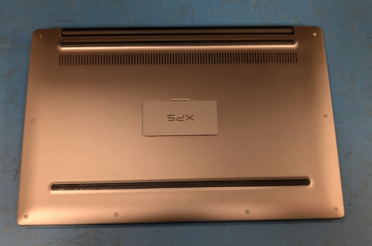 Dell XPS 13 9360 13.3″ Touch i5-7300U 2.6GHz 8GB RAM 512GB SSD Windows 11 Pro