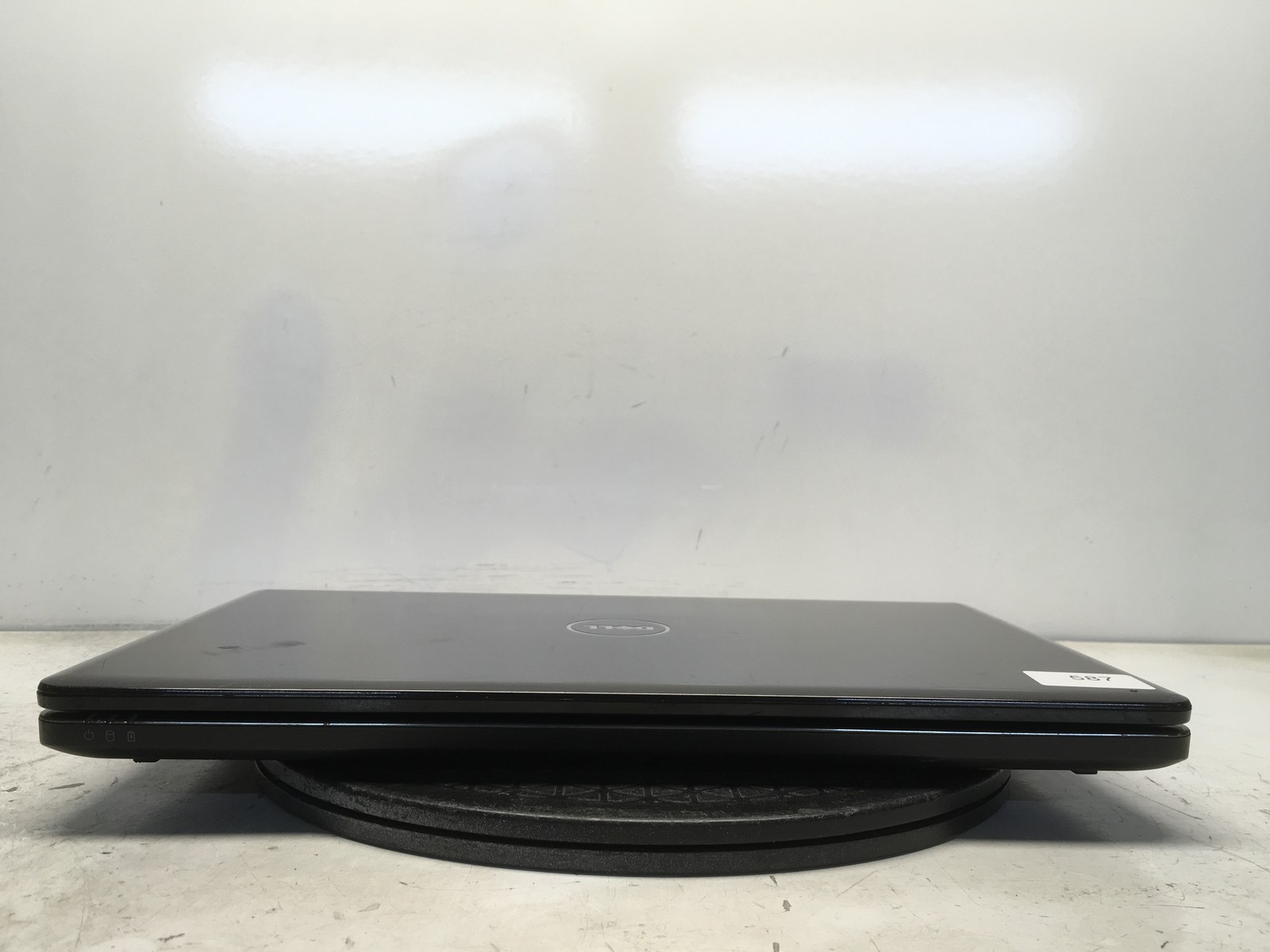 Dell Inspiron 1564 Intel i3-M330 2.13GHz 2 GB NO HDD No Batt
